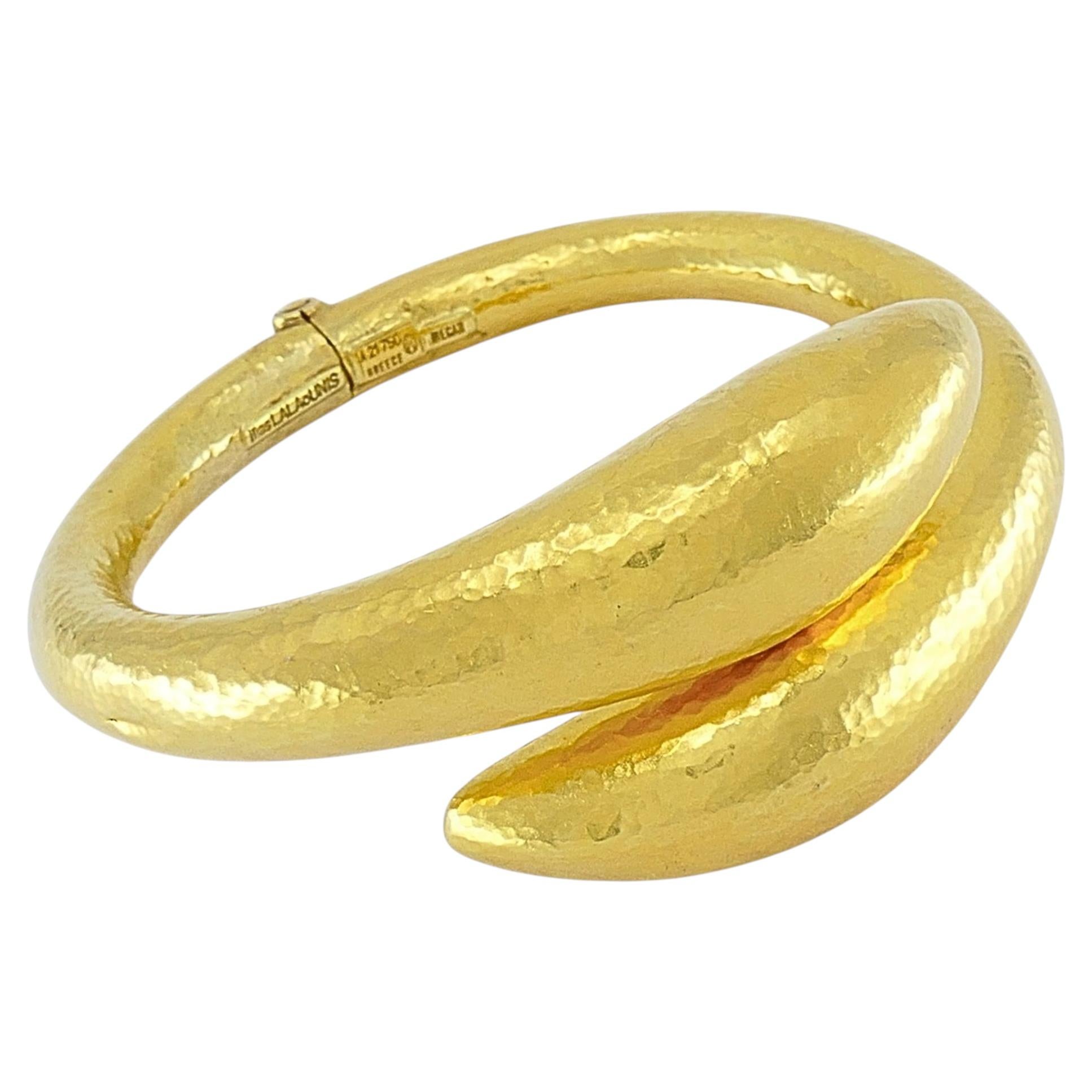 Ilias Lalaounis 18k Gold Hammered Sculptural Bangle Bracelet, 1970s