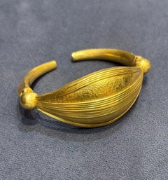 Ilias Lalaounis 18k Yellow Gold cuff, Circa 1970s, 46.22g