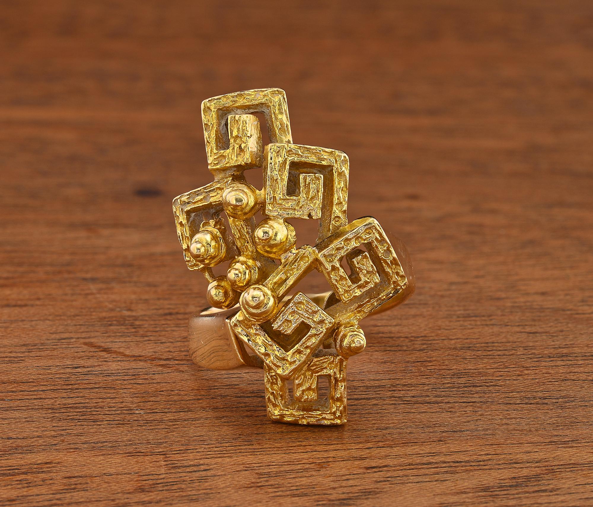 This outstanding Ilias Lalaounis ring is beautifully designed in a vintage modernist brutalist style attractive and quite an unique, 1970 circa
Skillfully hand created of solid 18 KT gold – weighs 13.8 grams
Head of the ring is 29 x 18 mm (h. x