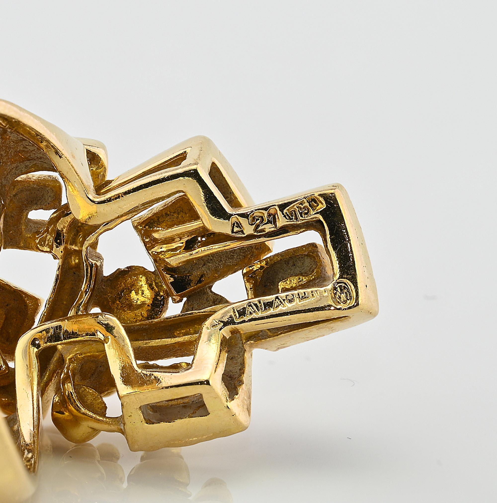 Ilias Lalaounis 1970 Designer  Cocktail Ring 18 Kt For Sale 3