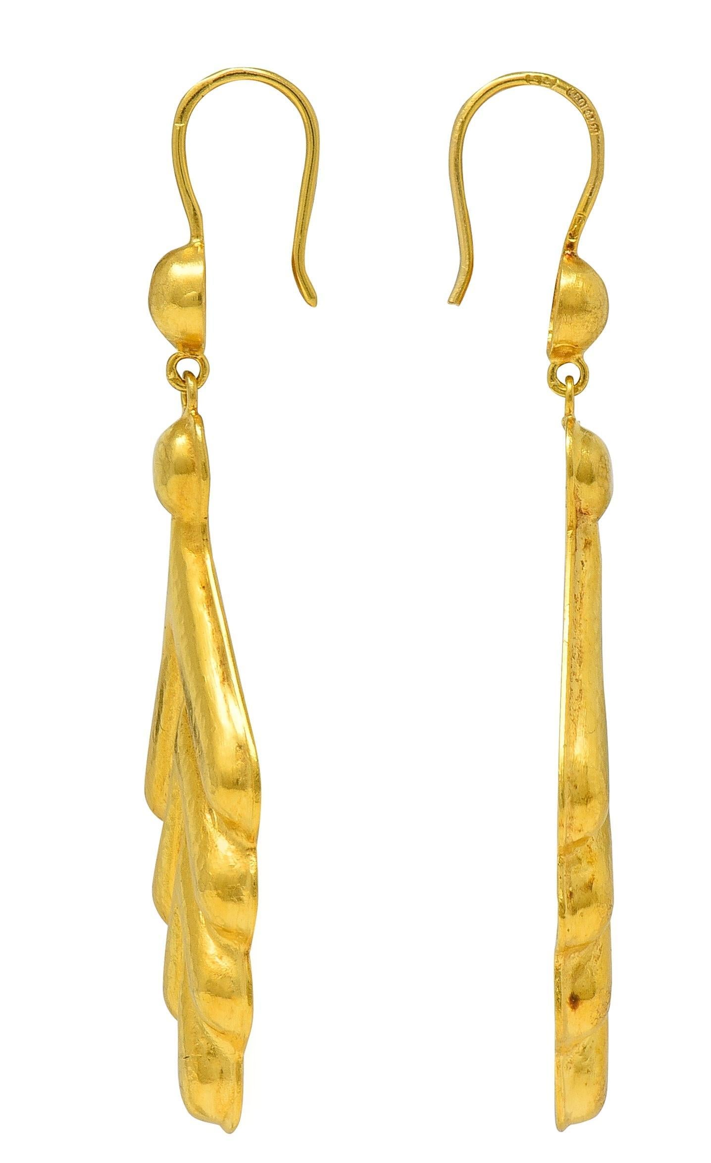 Pendientes gota foliada vintage Ilias Lalaounis de oro amarillo de 18 quilates de la década de 1990 Moderno en venta