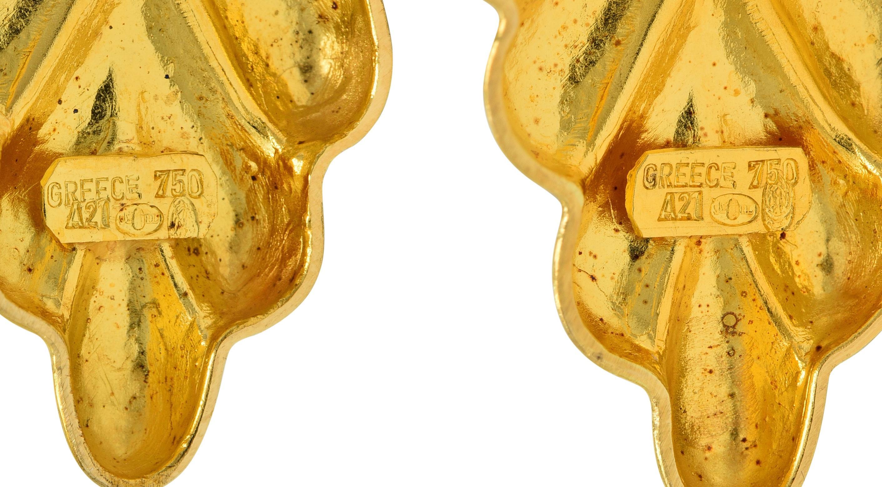 De las mujeres Pendientes gota foliada vintage Ilias Lalaounis de oro amarillo de 18 quilates de la década de 1990 en venta