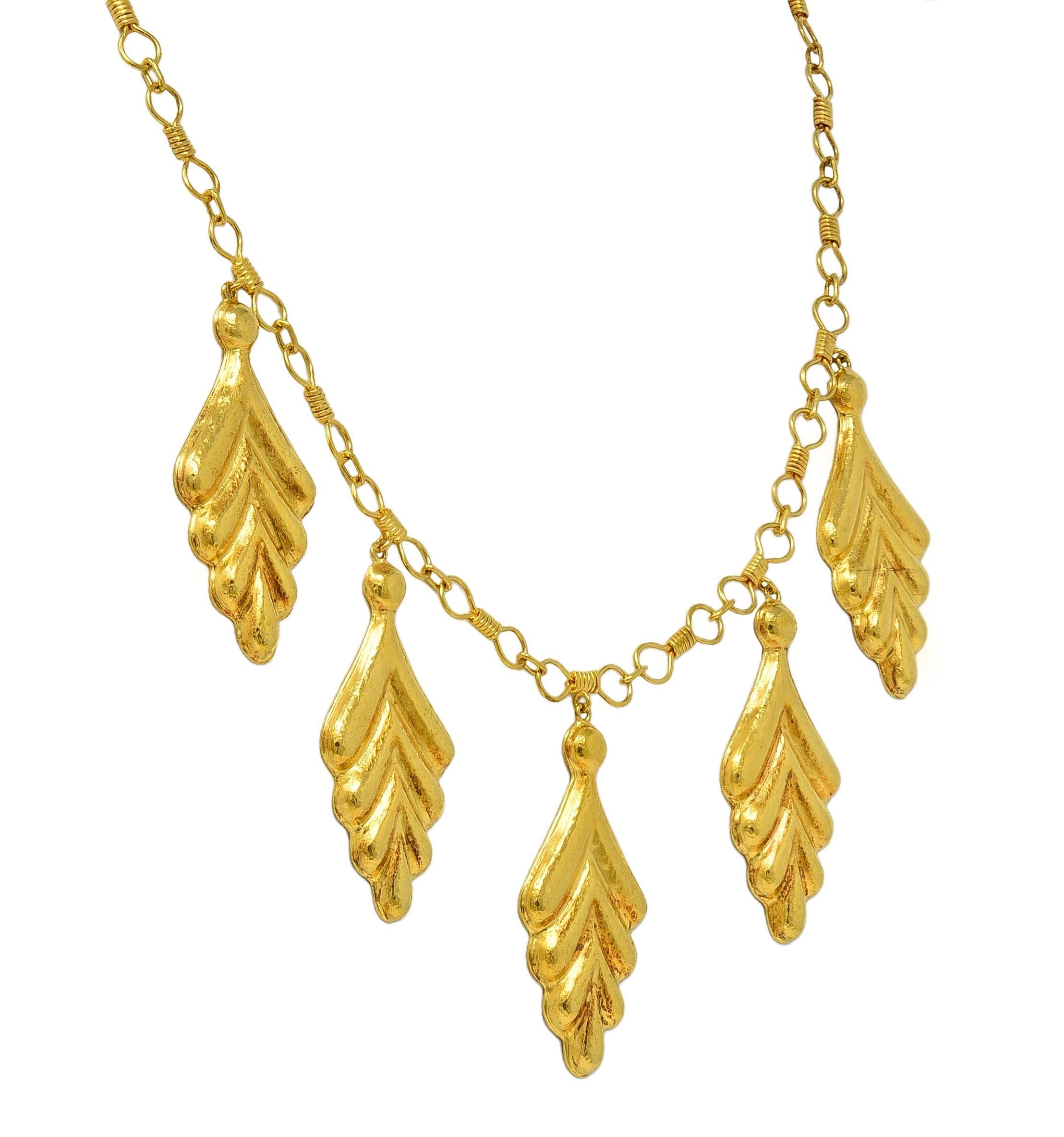 Collana Ilias Lalaounis 1990's 18 Karat Yellow Gold Vintage Foliate Station in vendita 1