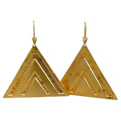 Ilias Lalaounis Greece 18K Yellow Gold Textured Triangle Earrings