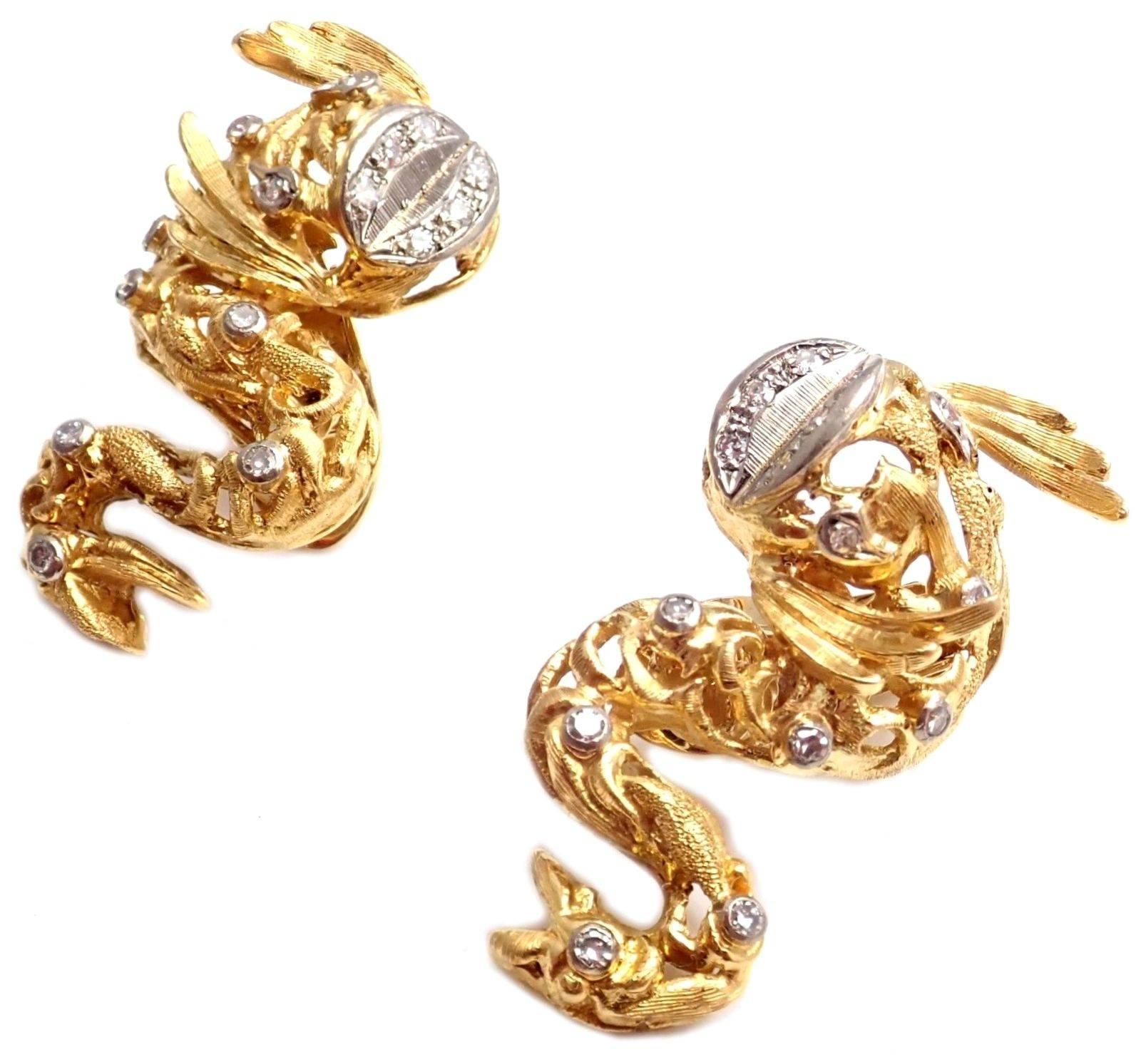 18k Yellow Gold Diamond FIsh Earrings by Illias Lalaounis Greece. 
With 30 round diamonds total weight apptox. 0.60ctw
These earrings are made for pierced ears.
Details: 
Measurements: 17mm x 34mm
Weight: 22.3 grams
Stamped Hallmarks: ILalaounis A21