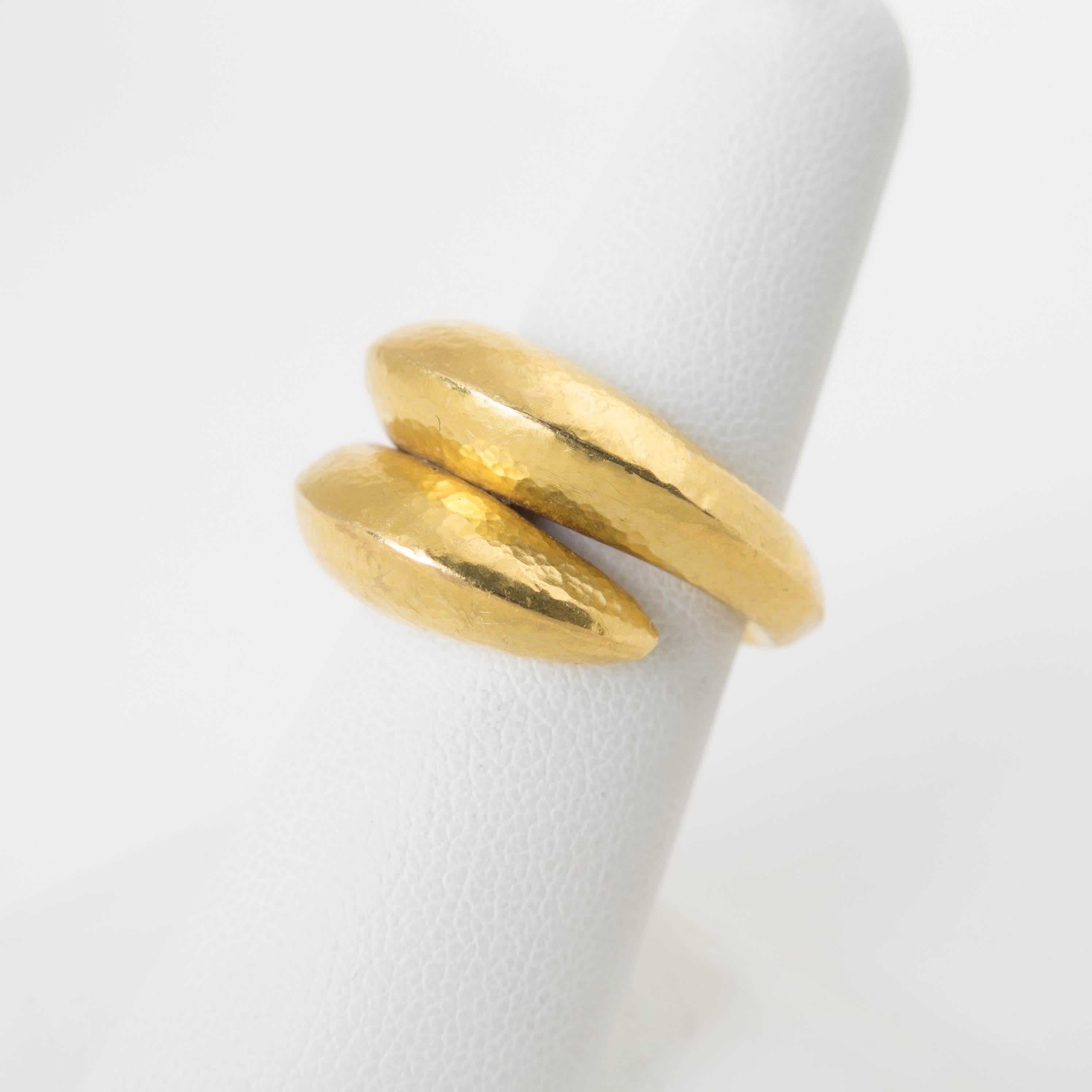 Ilias Lalaounis Hammered 18k Gold Hellenistic Ring In Good Condition In Austin, TX