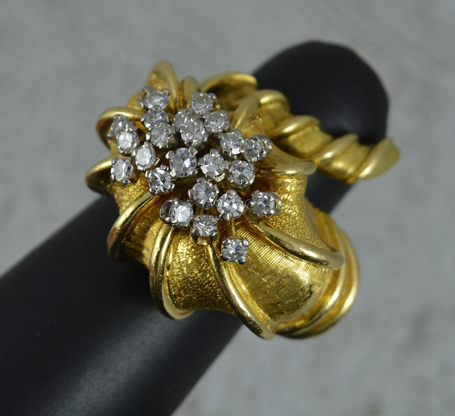 Ilias Lalaounis Heavy 18 Carat Gold and Diamond Shell Ring 9