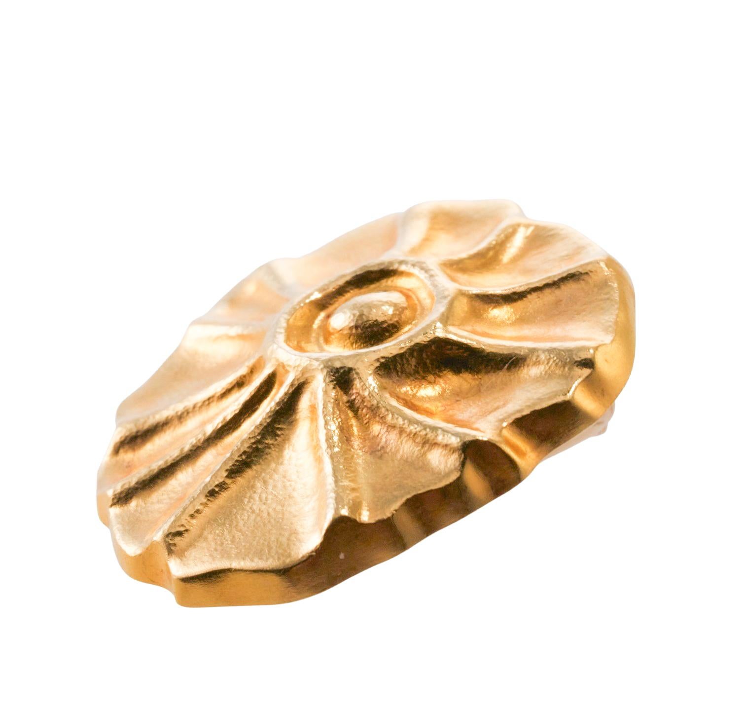 Ilias Lalaounis of Greece High Karat Gold Shell Swirl Motif Earrings For Sale 1
