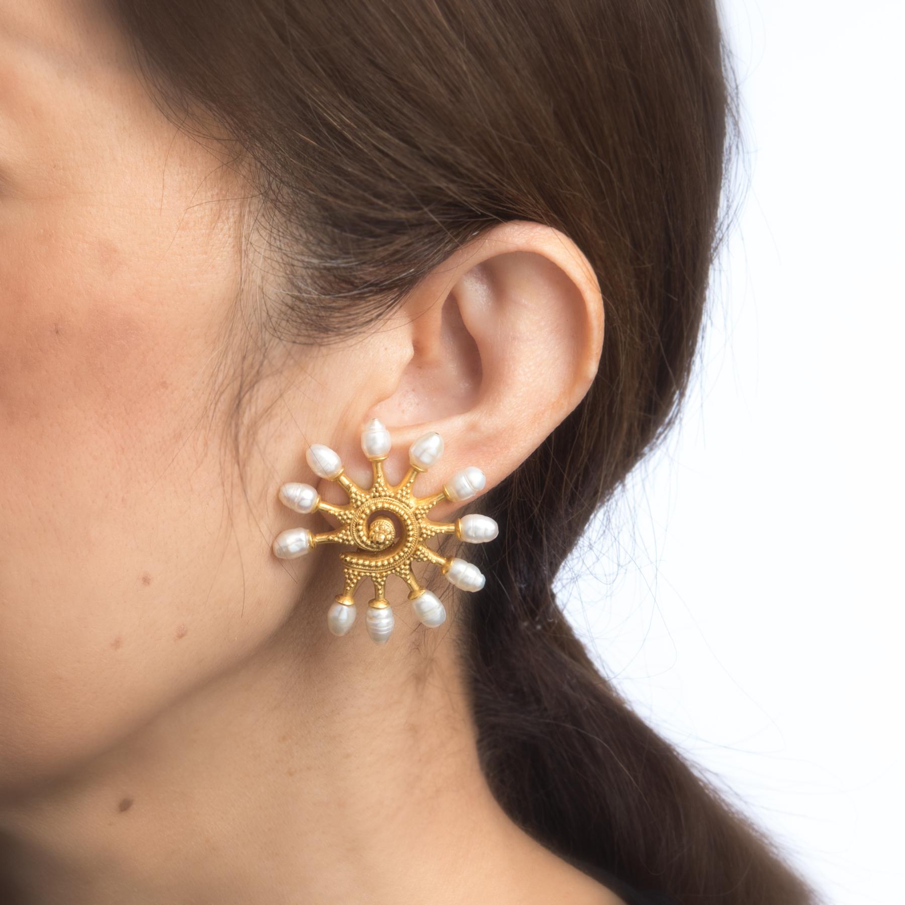 Modern Ilias Lalaounis Pearl Earrings Vintage 18 Karat Gold Byzantine Estate Jewelry
