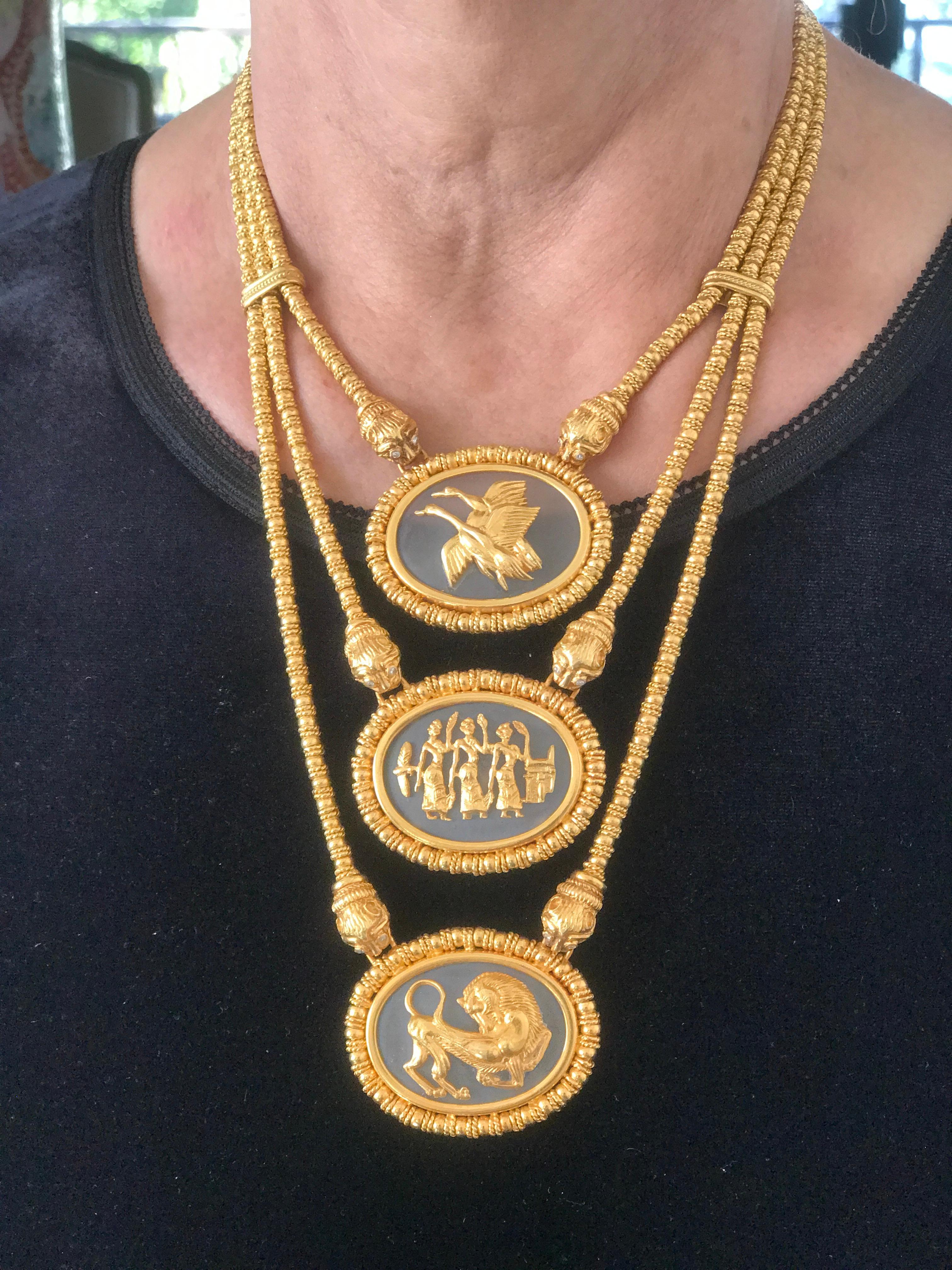 Ilias Lalaounis Triple Stranded Necklace with Three Medallions and Earrings For Sale 7