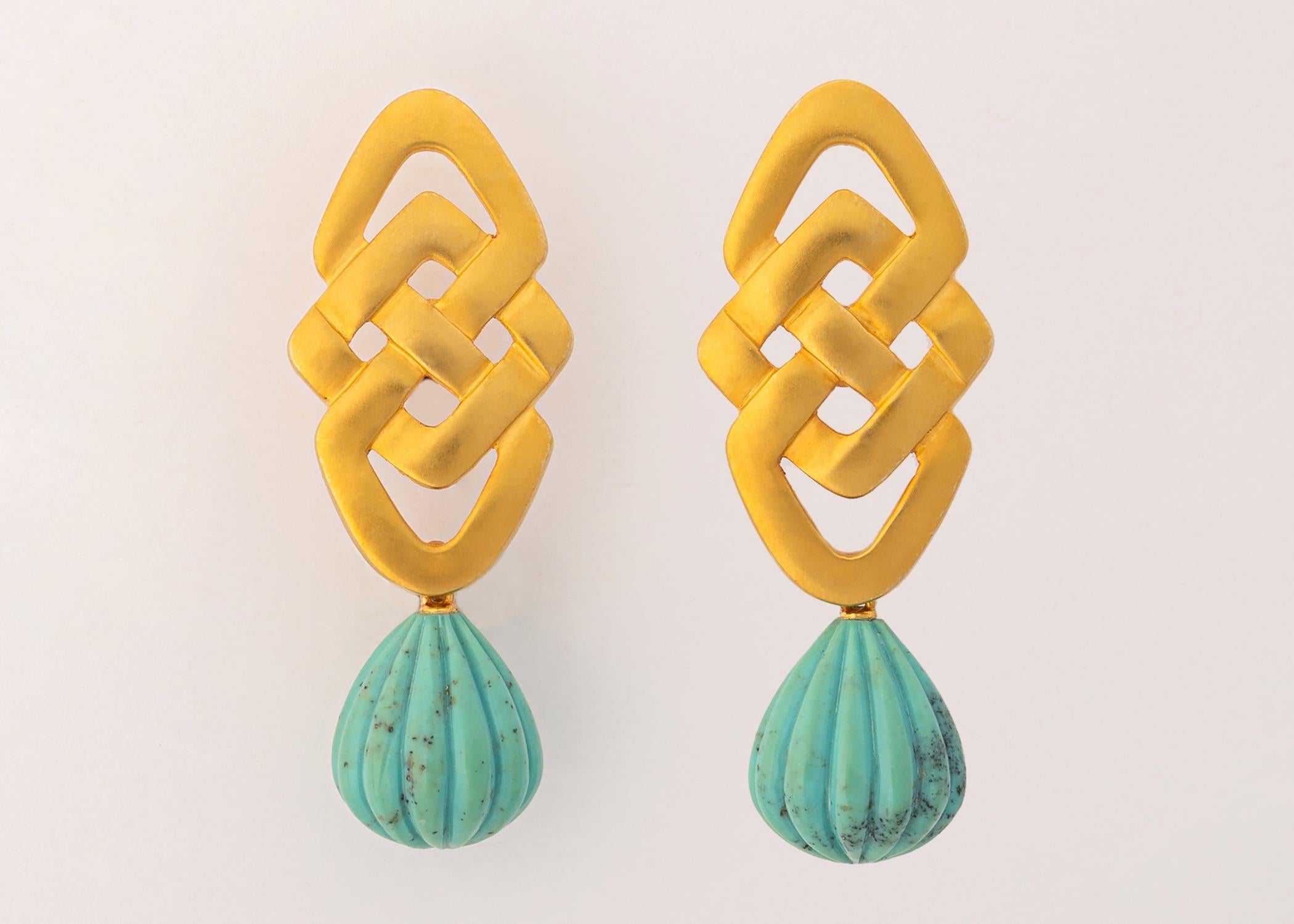 Contemporary Ilias Lalaounis Turquoise and Gold Drop Earrings.