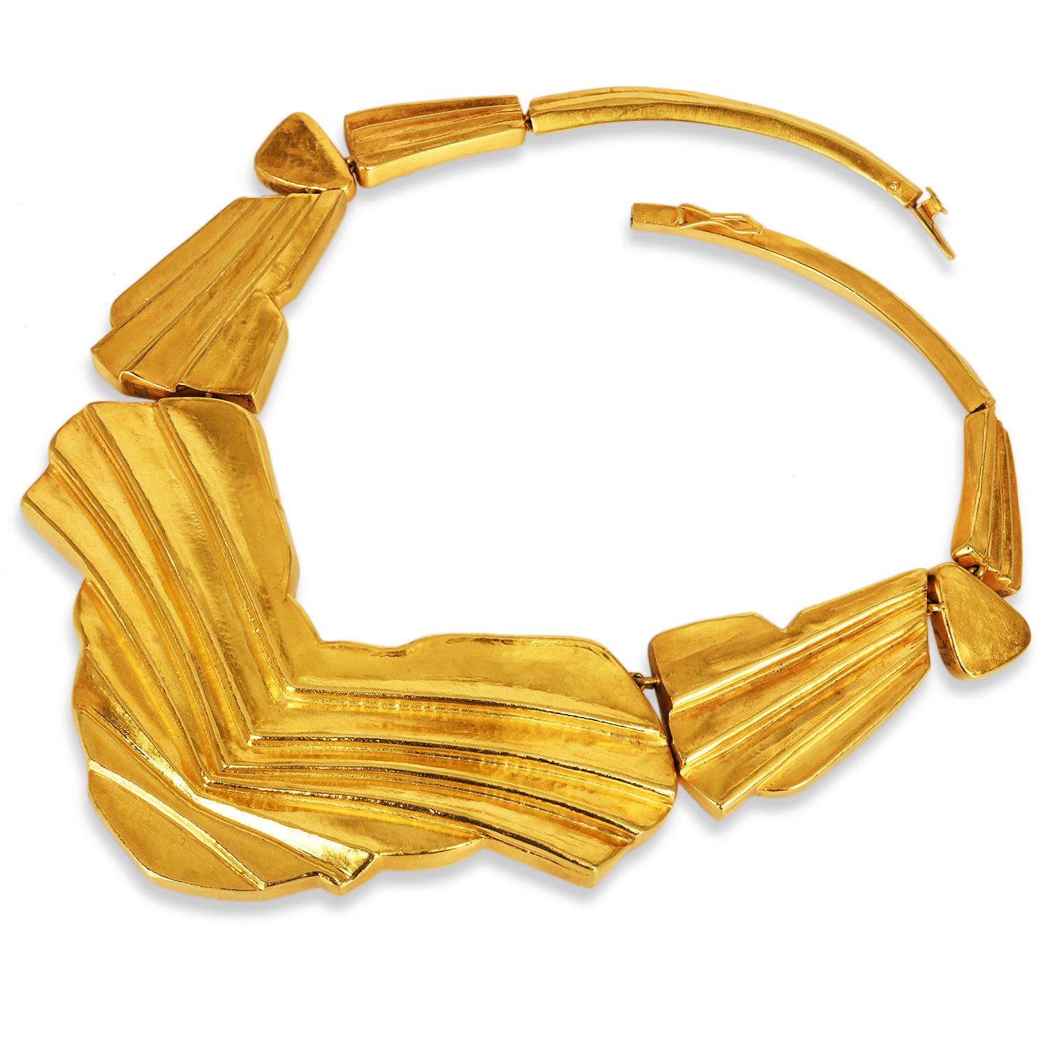 Ilias Lalaounis Vintage 22K Gold Statement Greek Necklace 197 Grams For Sale 1