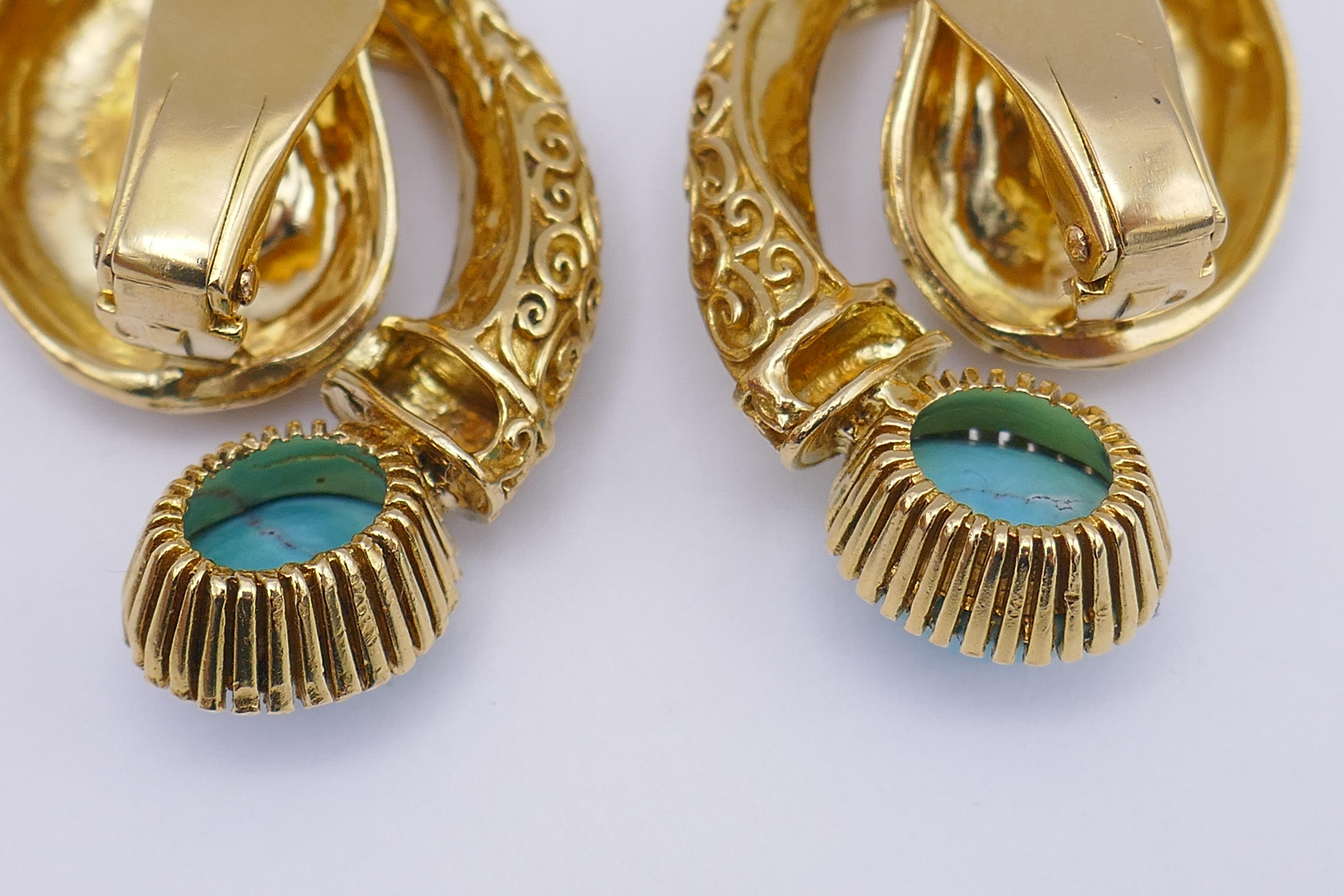 Ilias Lalaounis Vintage Cabochon Turquoise Gold Clip-On Earrings For Sale 2