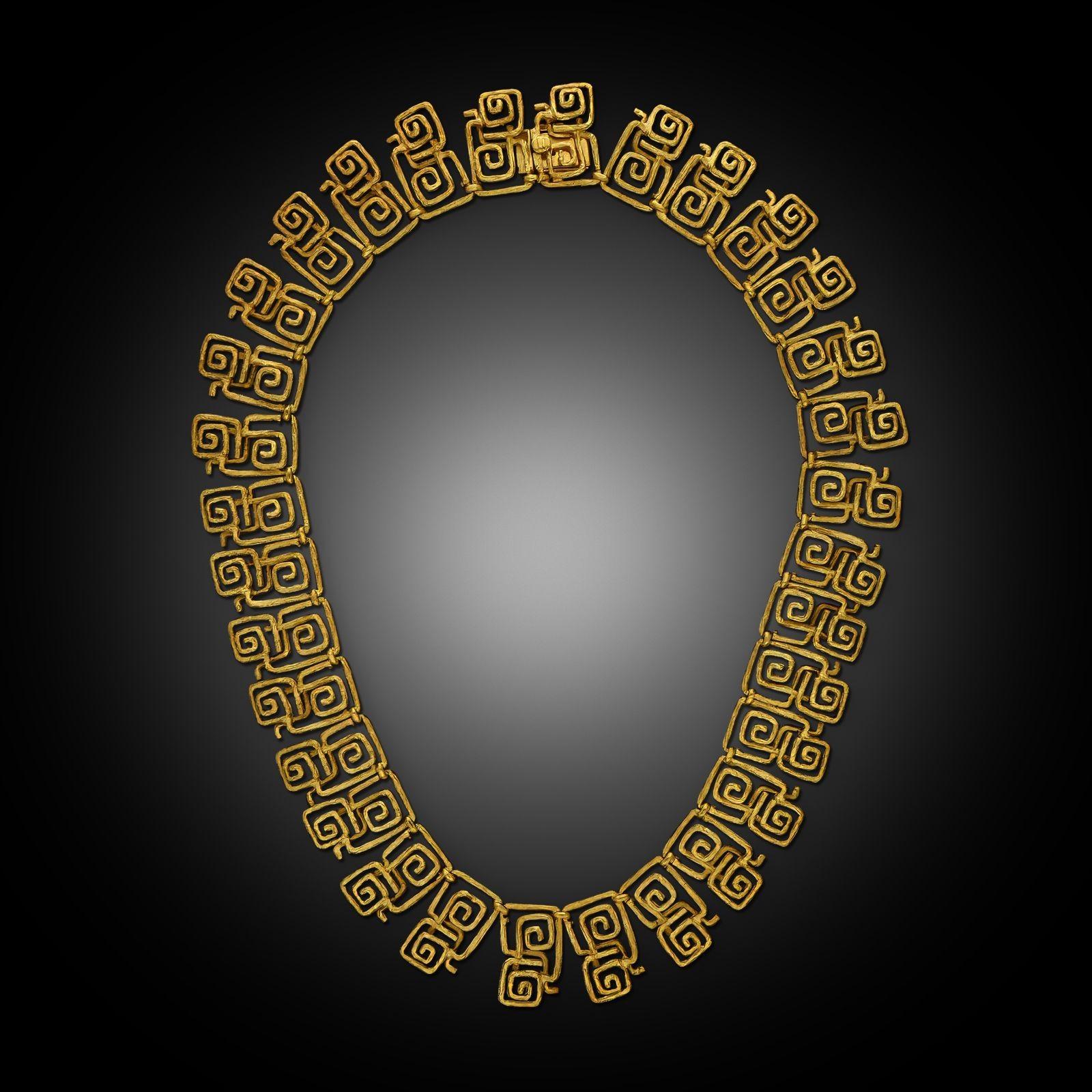 Ilias Lalaounis Vintage 'Neo-Geometric' Necklace in 18ct Yellow Gold circa 1973 Unisexe en vente