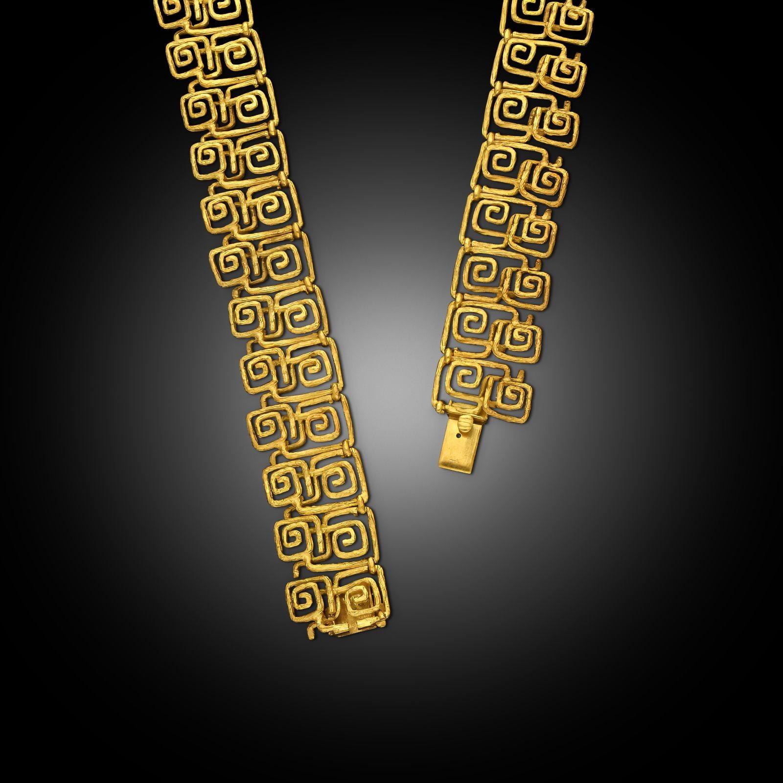 Ilias Lalaounis Vintage 'Neo-Geometric' Necklace in 18ct Yellow Gold circa 1973 en vente 1