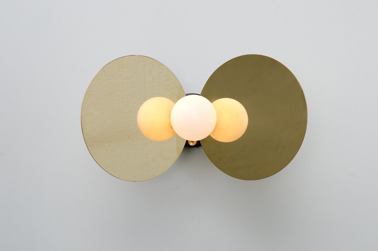 Postmoderno Applique Ilios di Atelier A Light in vendita