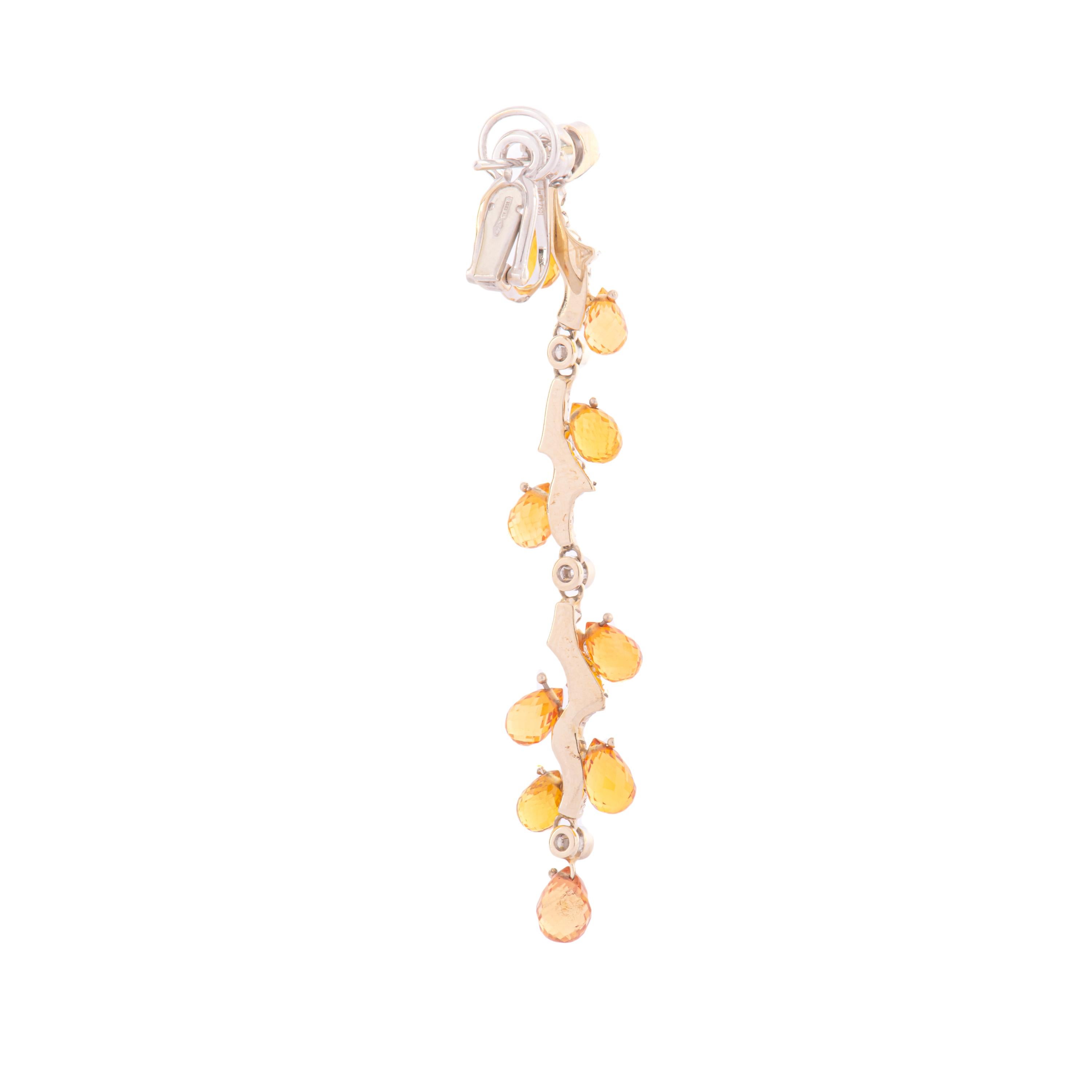 Contemporain Carlo Luca Della Quercia Boucles d'oreilles en or blanc, diamants et saphirs jaunes en vente
