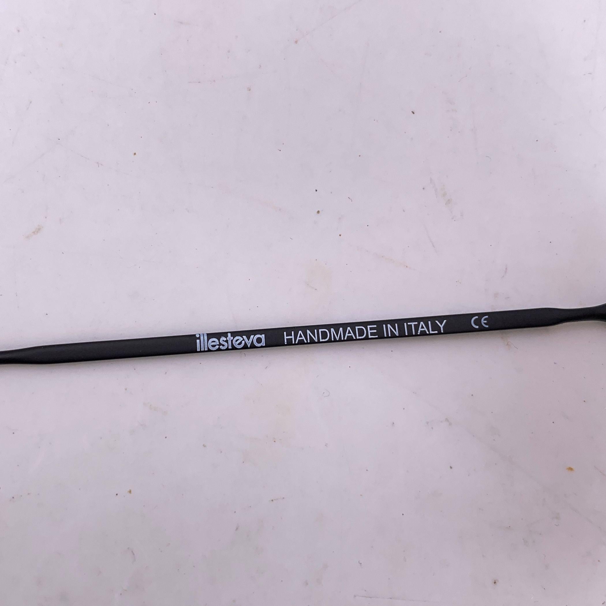 Illesteva Nero Occhiali da sole unisex Wynwood Ace 51/20 145 mm in scatola In condizioni ottime in vendita a Rome, Rome