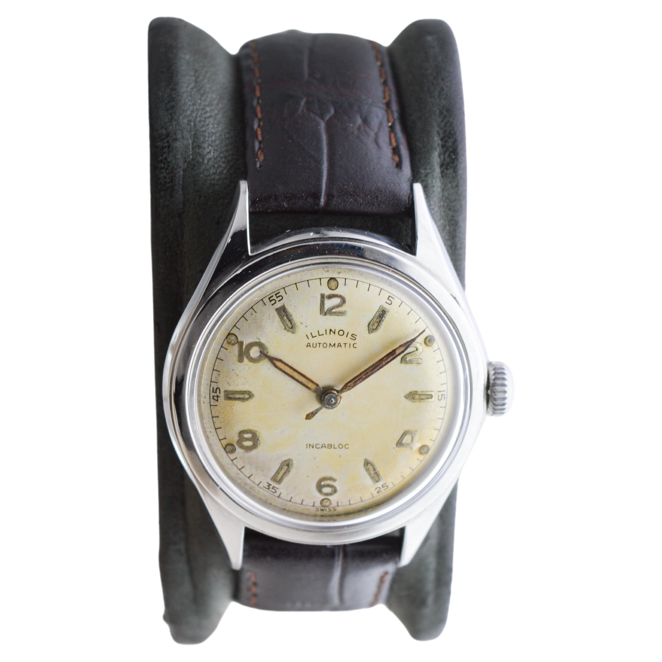 Illinois Stainless Steel Automatic Art Deco Watch circa 1950's In Excellent Condition For Sale In Long Beach, CA