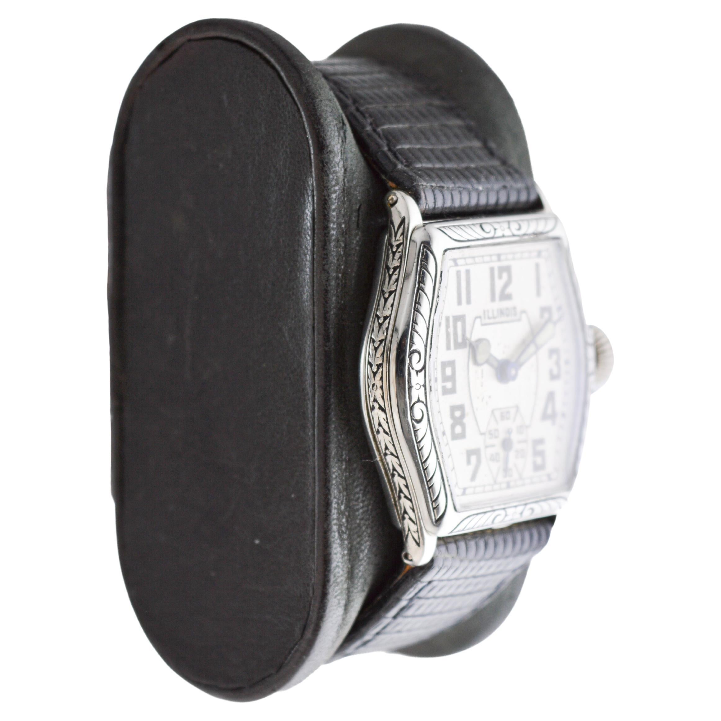 FACTORY / HOUSE: Illinois Watch Company
STYLE / REFERENCE: Art Deco / Tortue Shape
METAL / MATERIAL: White Gold-Filled
CIRCA / YEAR: 1920's
DIMENSIONS / SIZE: Length 37mm X Width 31mm
MOVEMENT / CALIBER: Manual Winding / 17 Jewels / Caliber 3/0