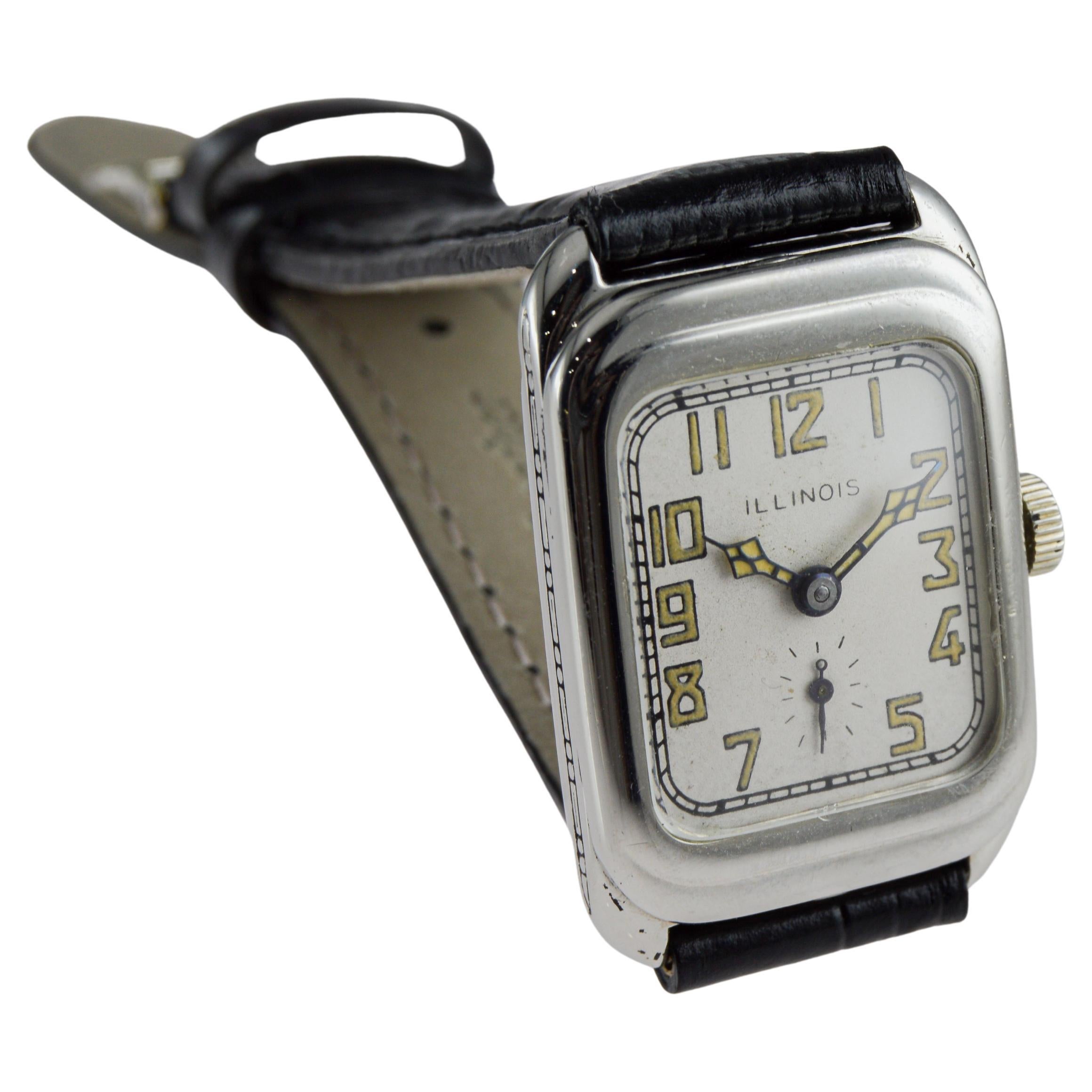 Montre Art Déco en or blanc garnie de Whiting, circa 1920, avec cadran original en vente 5