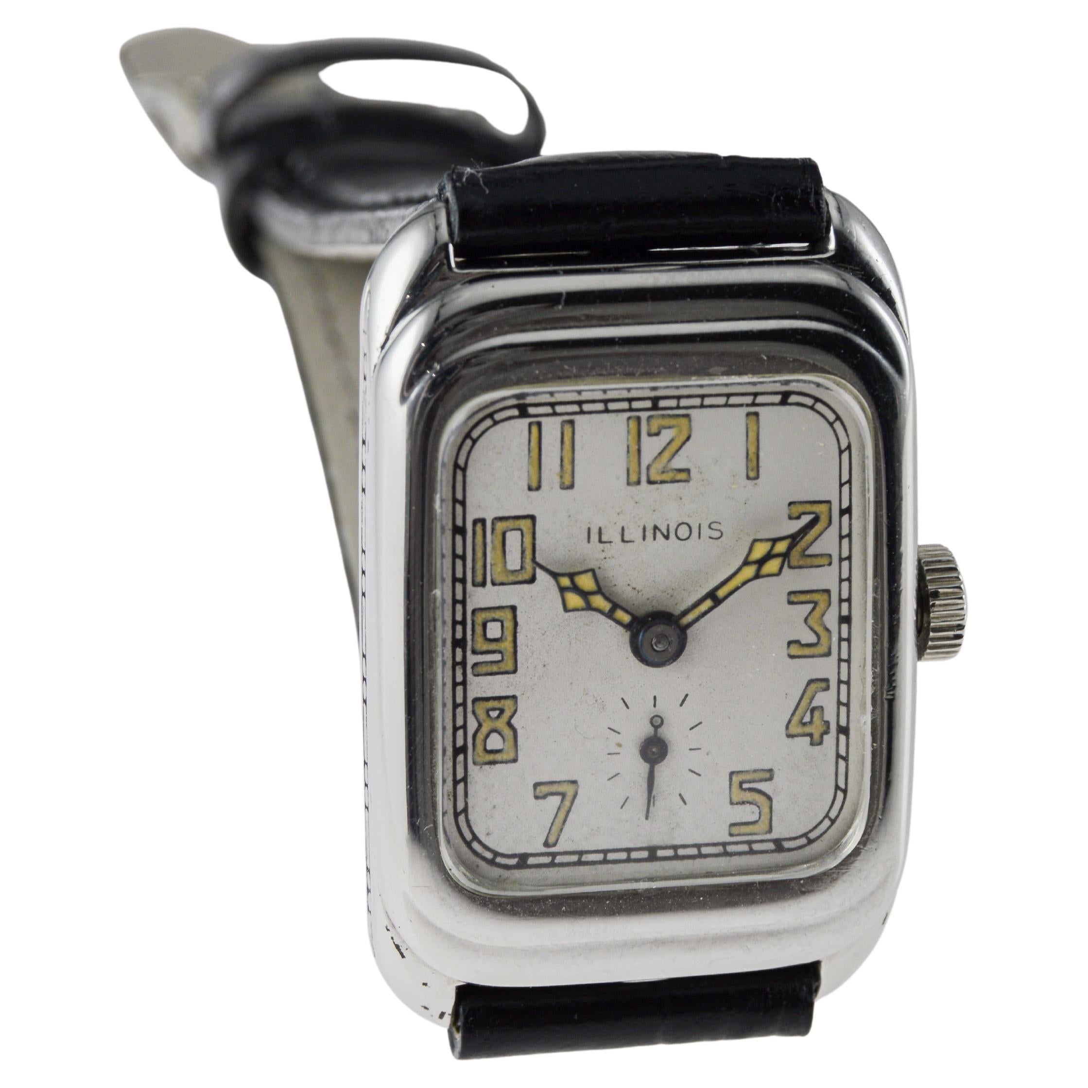 Montre Art Déco en or blanc garnie de Whiting, circa 1920, avec cadran original en vente 6