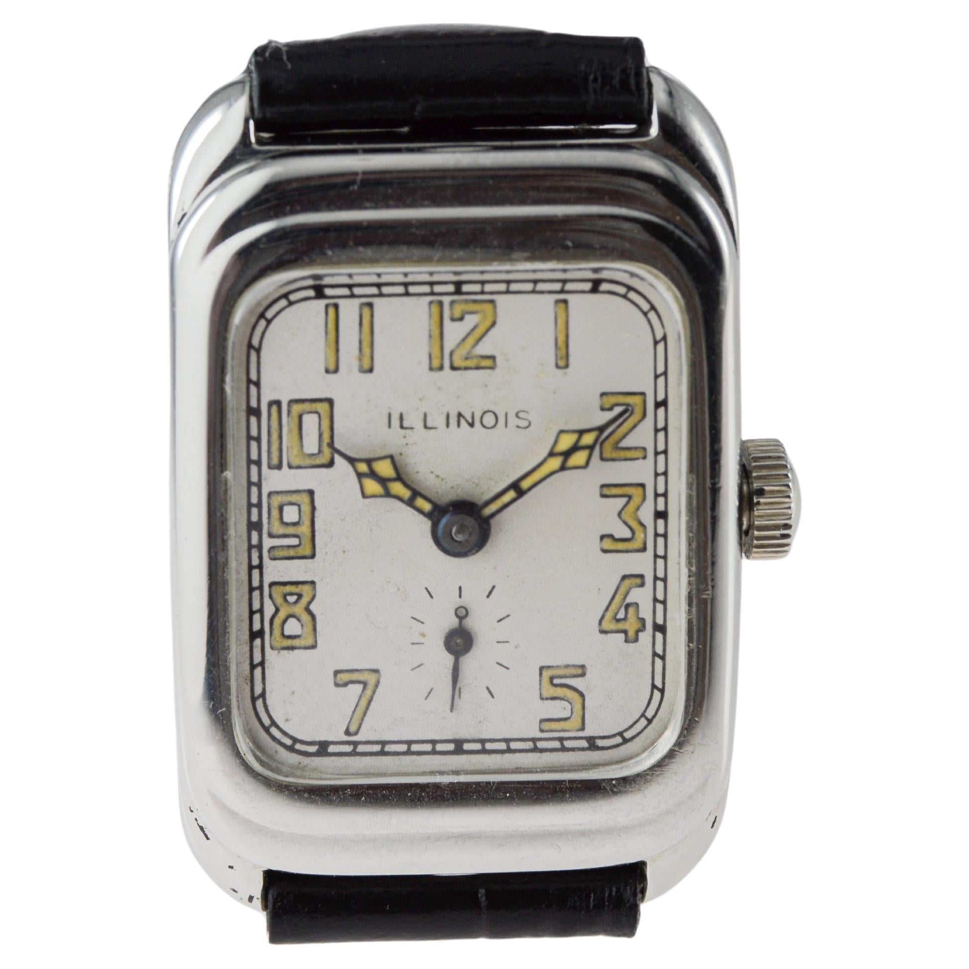 Montre Art Déco en or blanc garnie de Whiting, circa 1920, avec cadran original en vente 7