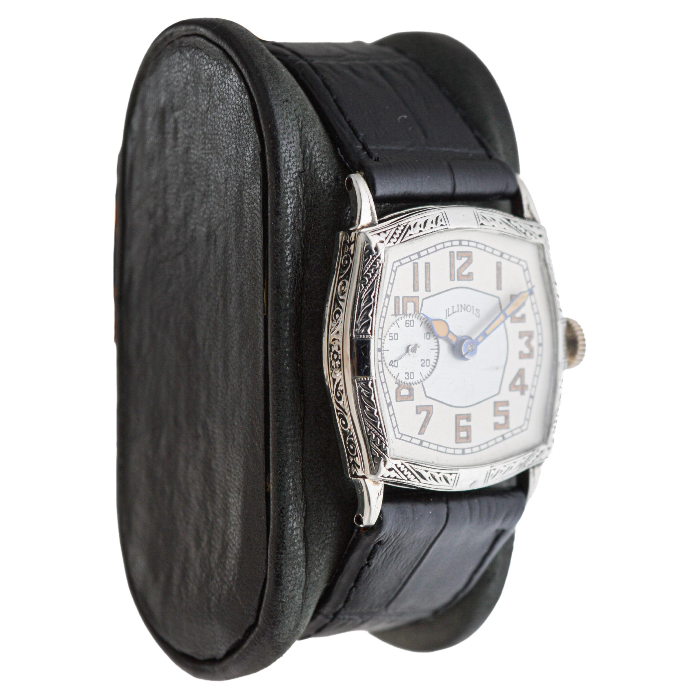FACTORY / HOUSE: Illinois Watch Company
STYLE / REFERENCE: Art Deco / Tortue Shape
METAL / MATERIAL: White Gold Filled
CIRCA / YEAR: 1928
DIMENSIONS / SIZE: Length 36mm X Width 28mm
MOVEMENT / CALIBER: Manual Winding / 17 Jewels / Caliber 6 / 0
DIAL