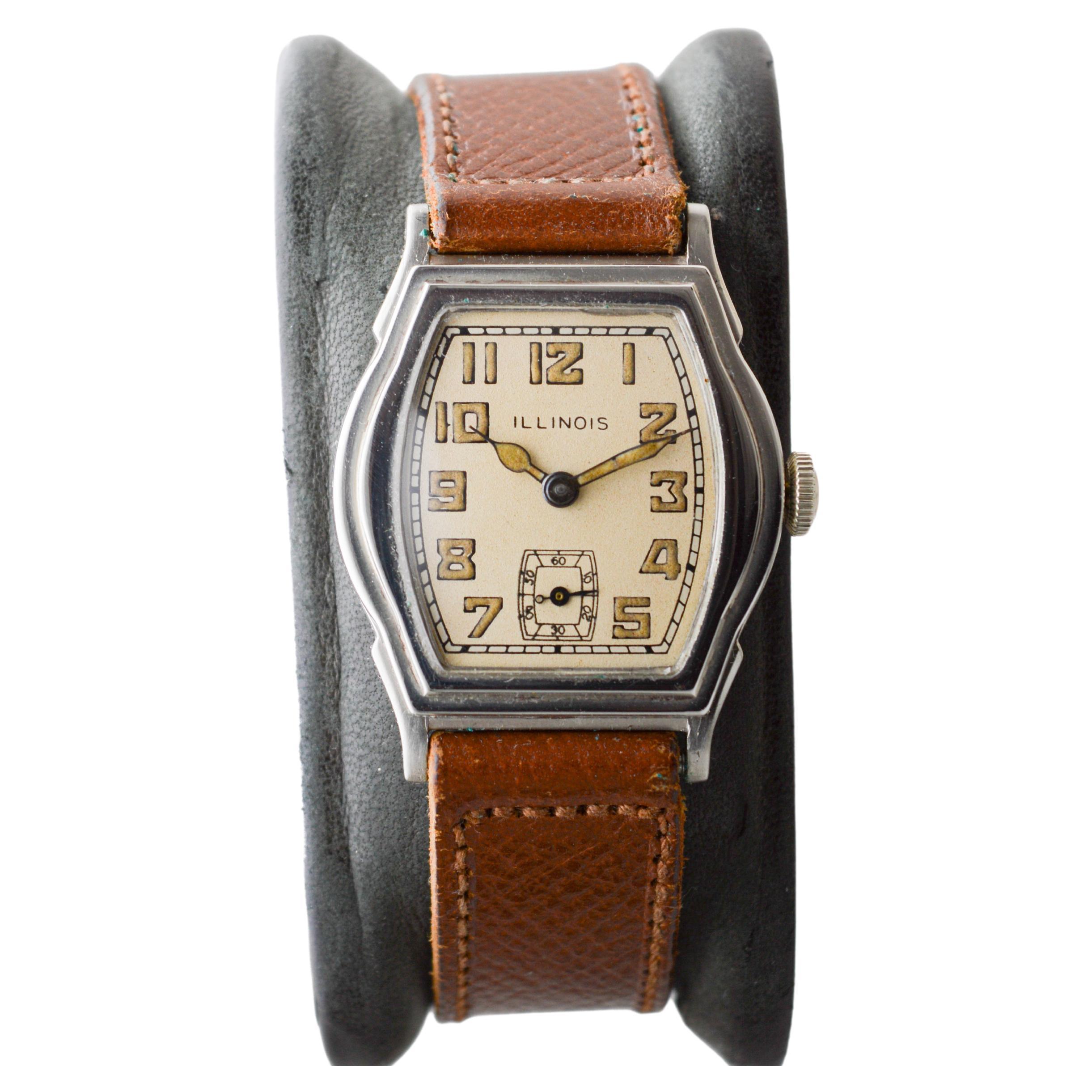 Illinois White Gold Filled Rare Model Art Deco Tortue Shaped Watch In Excellent Condition For Sale In Long Beach, CA