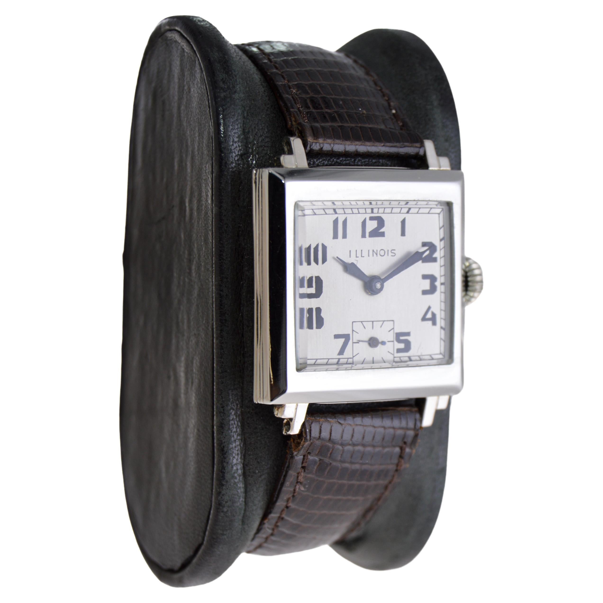 FACTORY / HOUSE: Illinois Watch Company
STYLE / REFERENCE: Commodore / Art Deco
METAL / MATERIAL: White Gold Filled
CIRCA / YEAR: 1930's
DIMENSIONS / SIZE: 27mm Length X 34mm Width
MOVEMENT / CALIBER: Manual Winding / 15 Jewels / Caliber 605
DIAL /