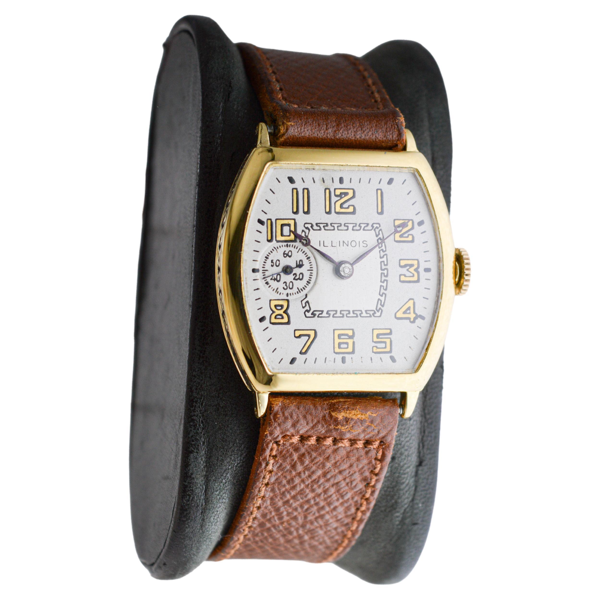 Illinois Yellow Gold Filled Art Deco Tonneau Shaped Watch from 1920 In Excellent Condition In Long Beach, CA