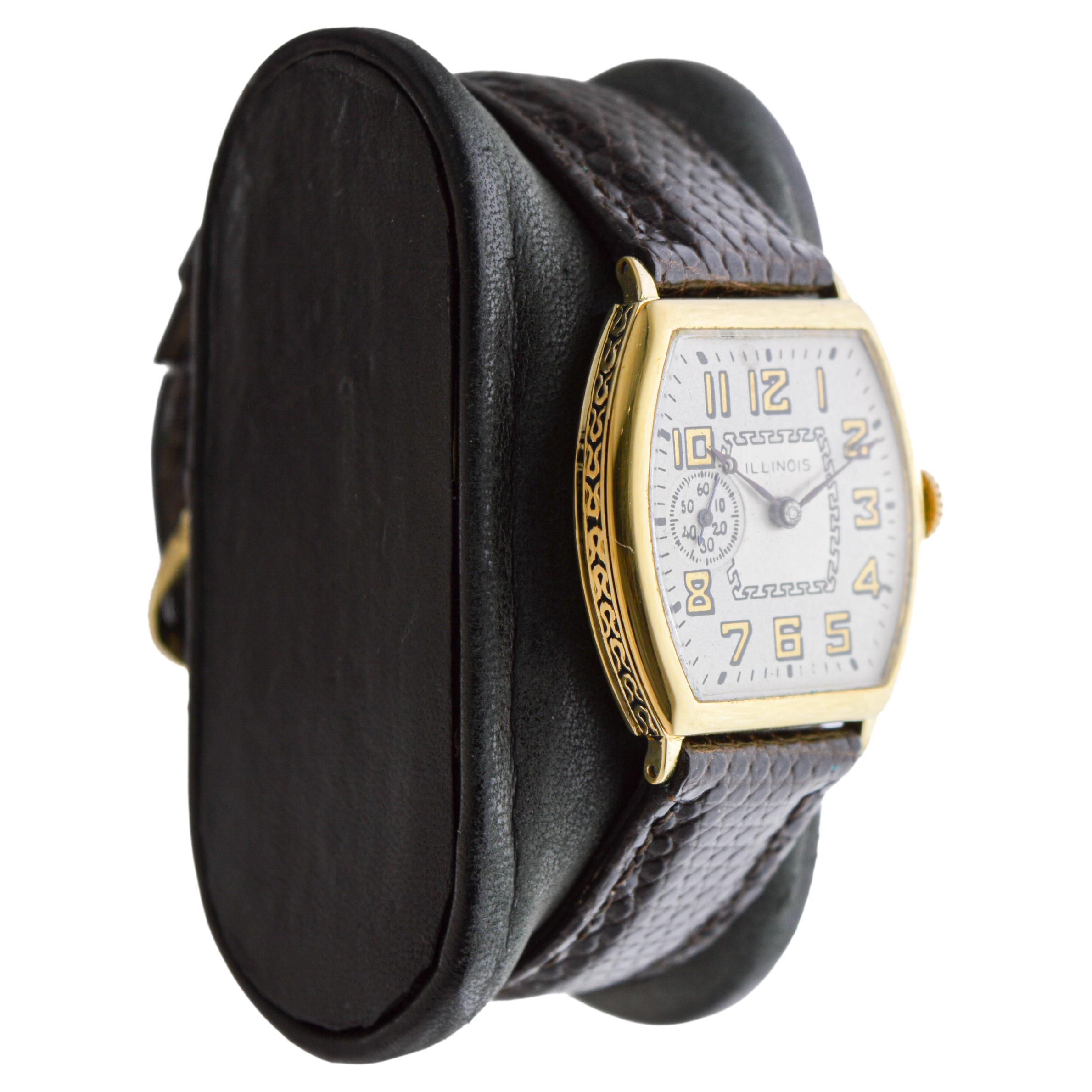 Illinois Yellow Gold Filled Art Deco Tonneau Shaped Watch from 1920 2