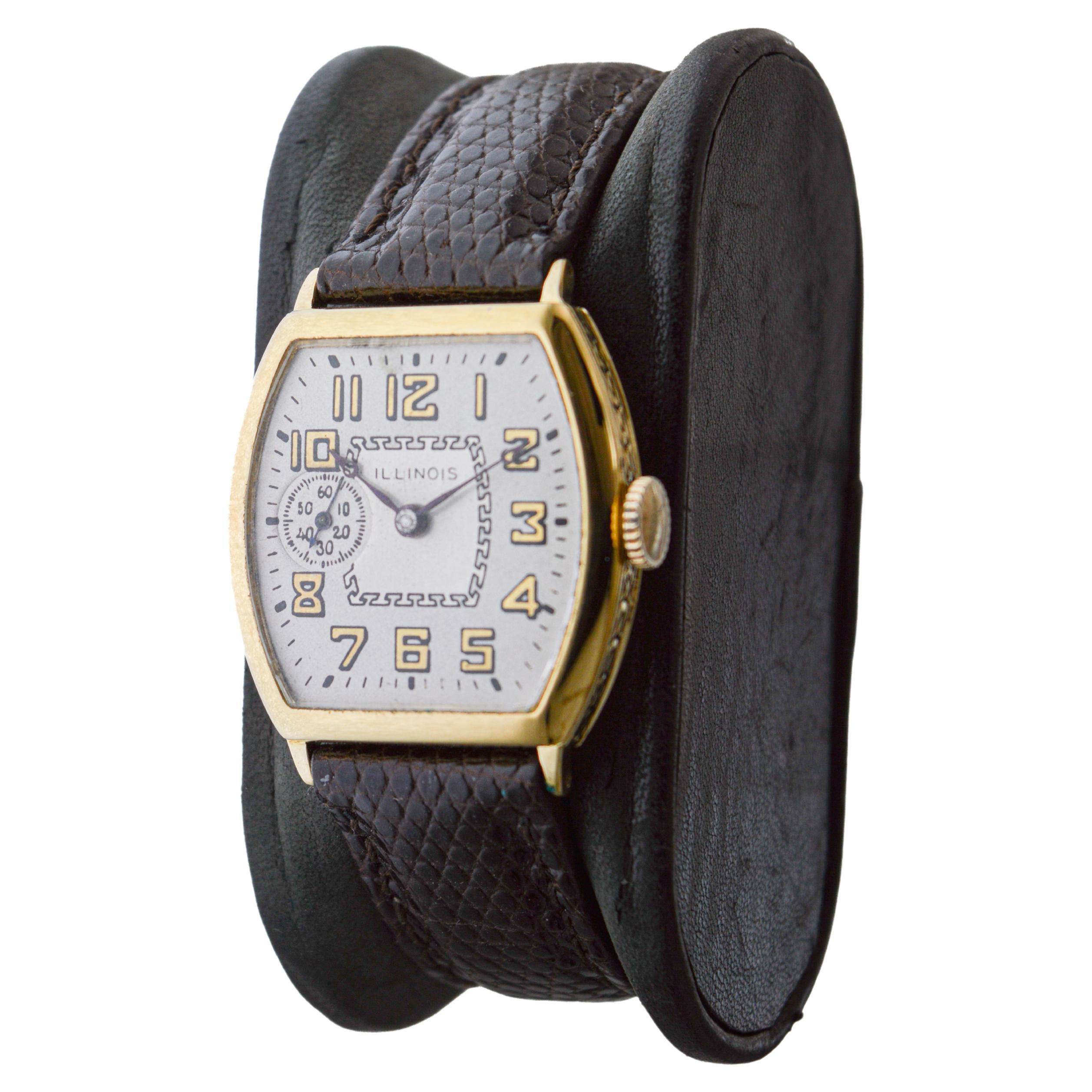Illinois Yellow Gold Filled Art Deco Tonneau Shaped Watch from 1920 5