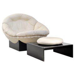 Illum Wikkelsø ‘Apollo’ Lounge Chair & Ottoman in White Leather, Denmark 1970's