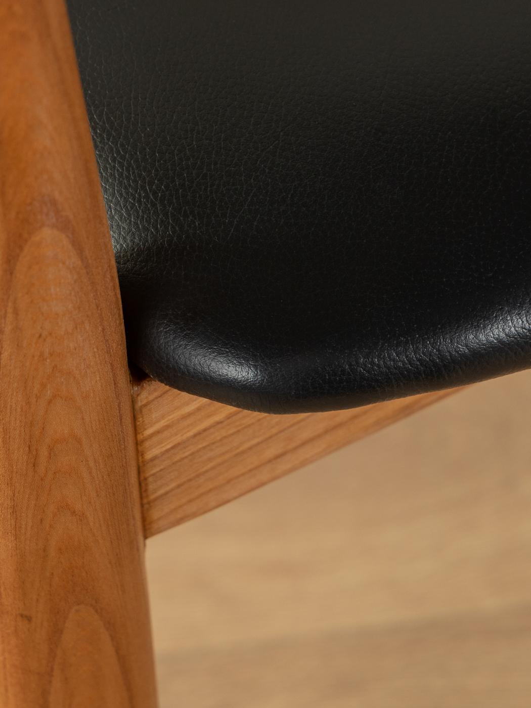 Illum Wikkelsø Sessel für Niels Eilersen, Dänisches Design im Angebot 3