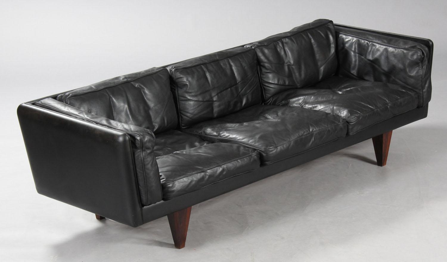 Illum Wikkelsø Black and Rosewood Three-Seater Sofa In Good Condition For Sale In Scottsdale, AZ