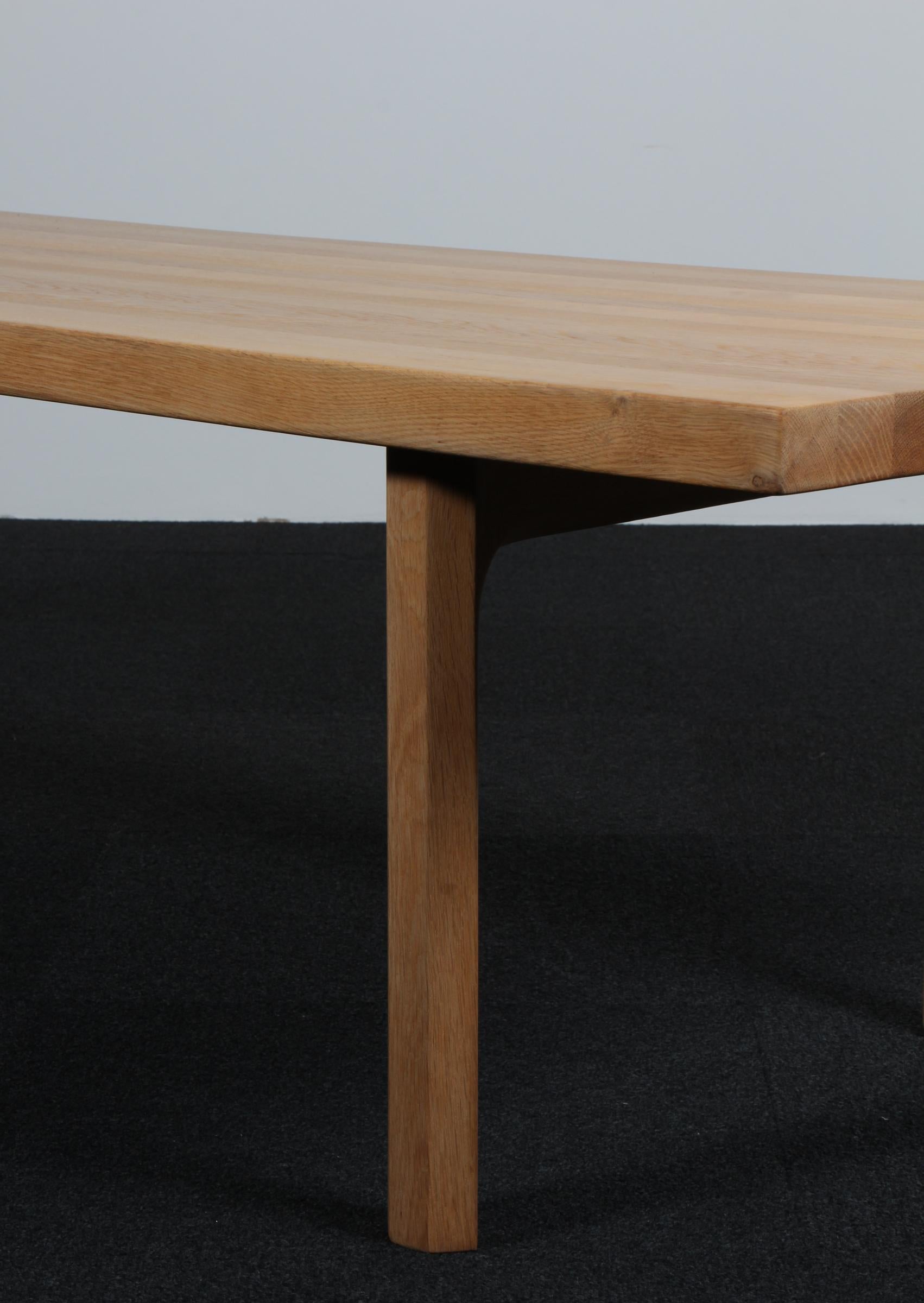 Mid-20th Century Illum Wikkelsø Coffee Table in oak For Sale