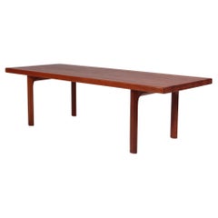 Illum Wikkelsø Couchtisch aus Teakholz