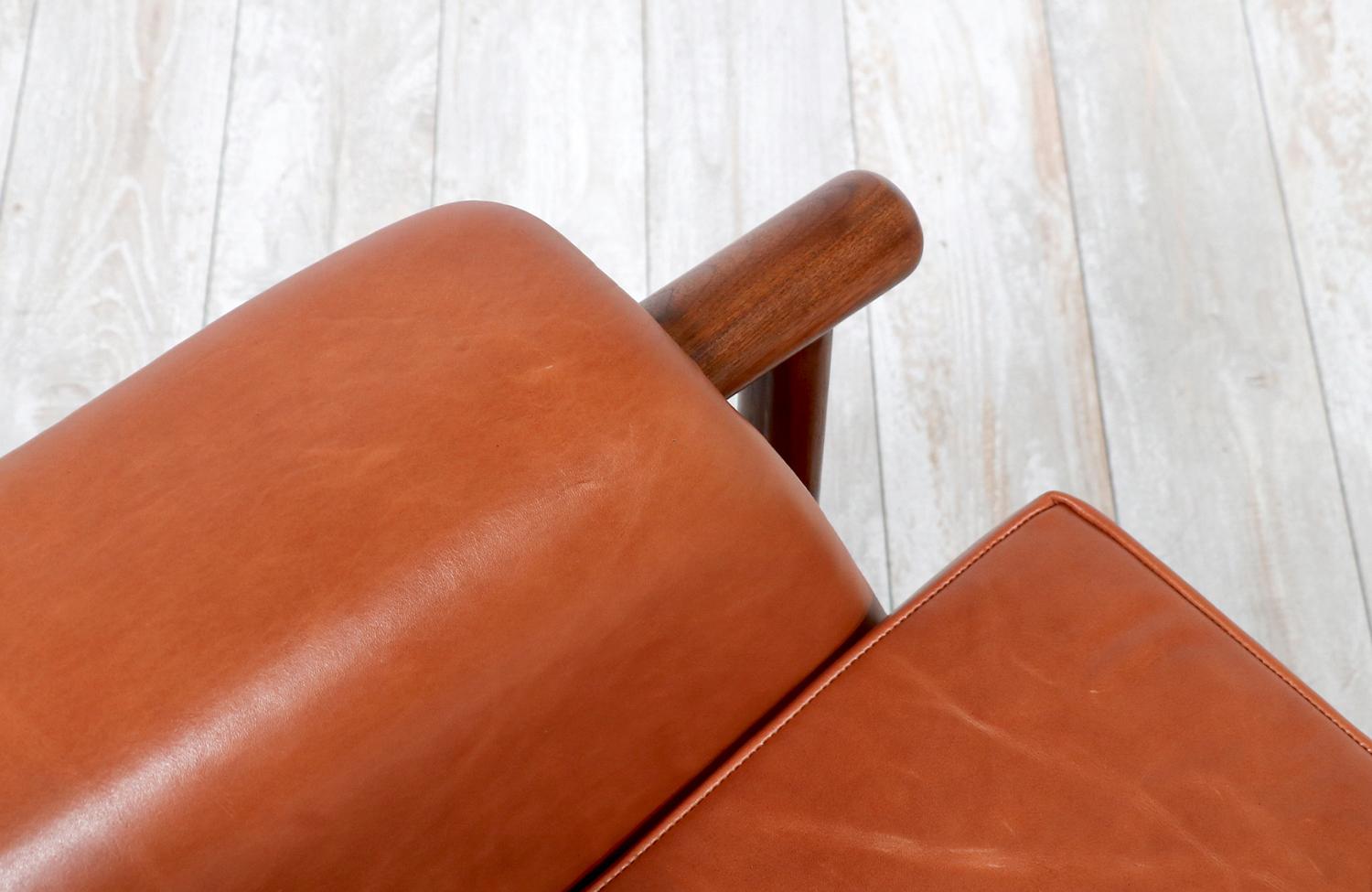 Illum Wikkelsø Cognac Leather Lounge Chair for Koefoed's Møbelfabrik For Sale 2
