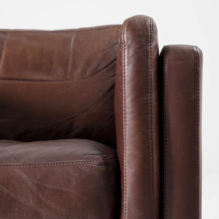 Illum Wikkelsø Cubic Lounge Chair in Brown Leather In Good Condition For Sale In Waalwijk, NL