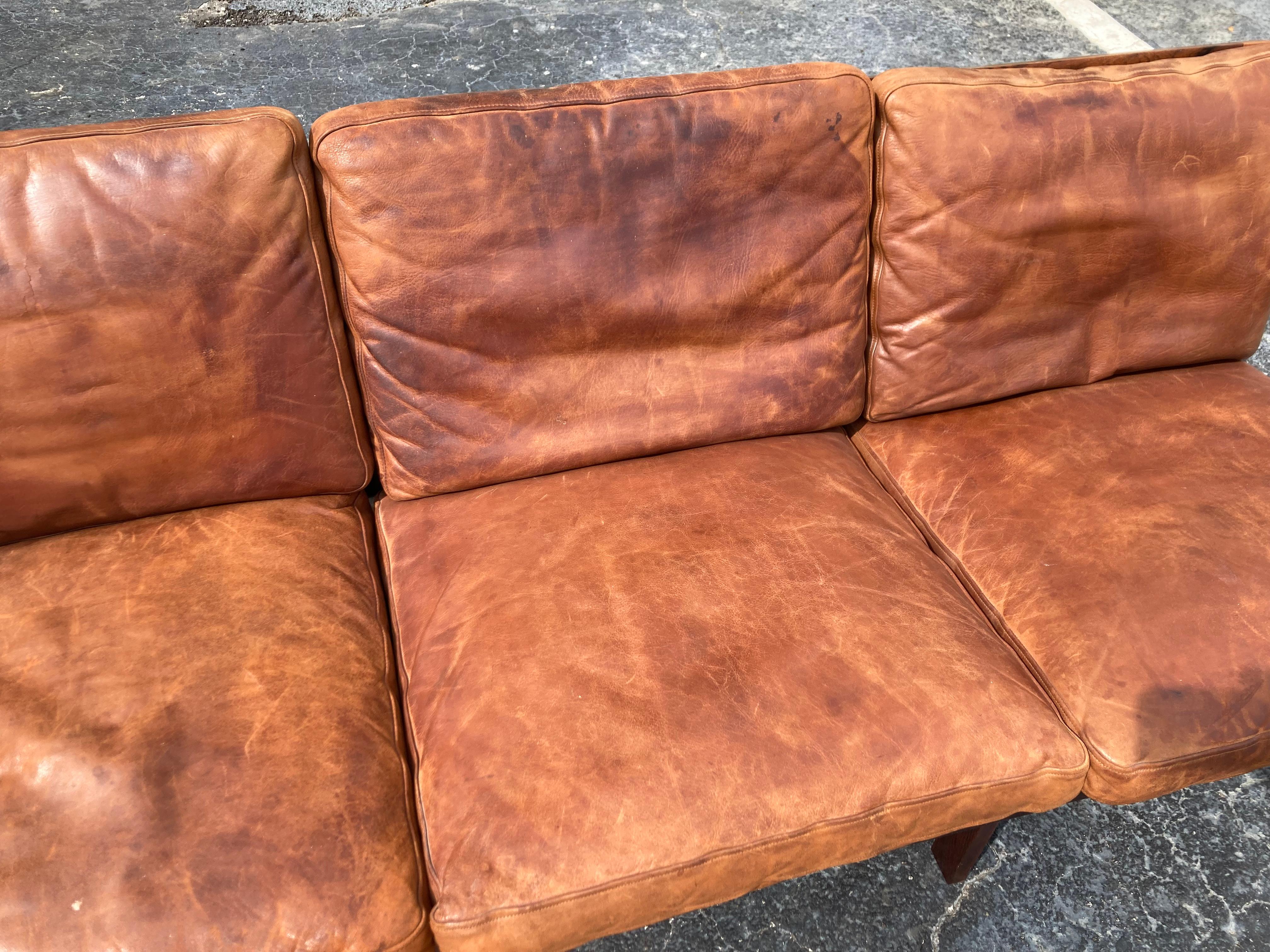 Illum Wikkelsø Danish Modern Leather 'Capella' Sofa Cognac Leather Rosewood For Sale 8