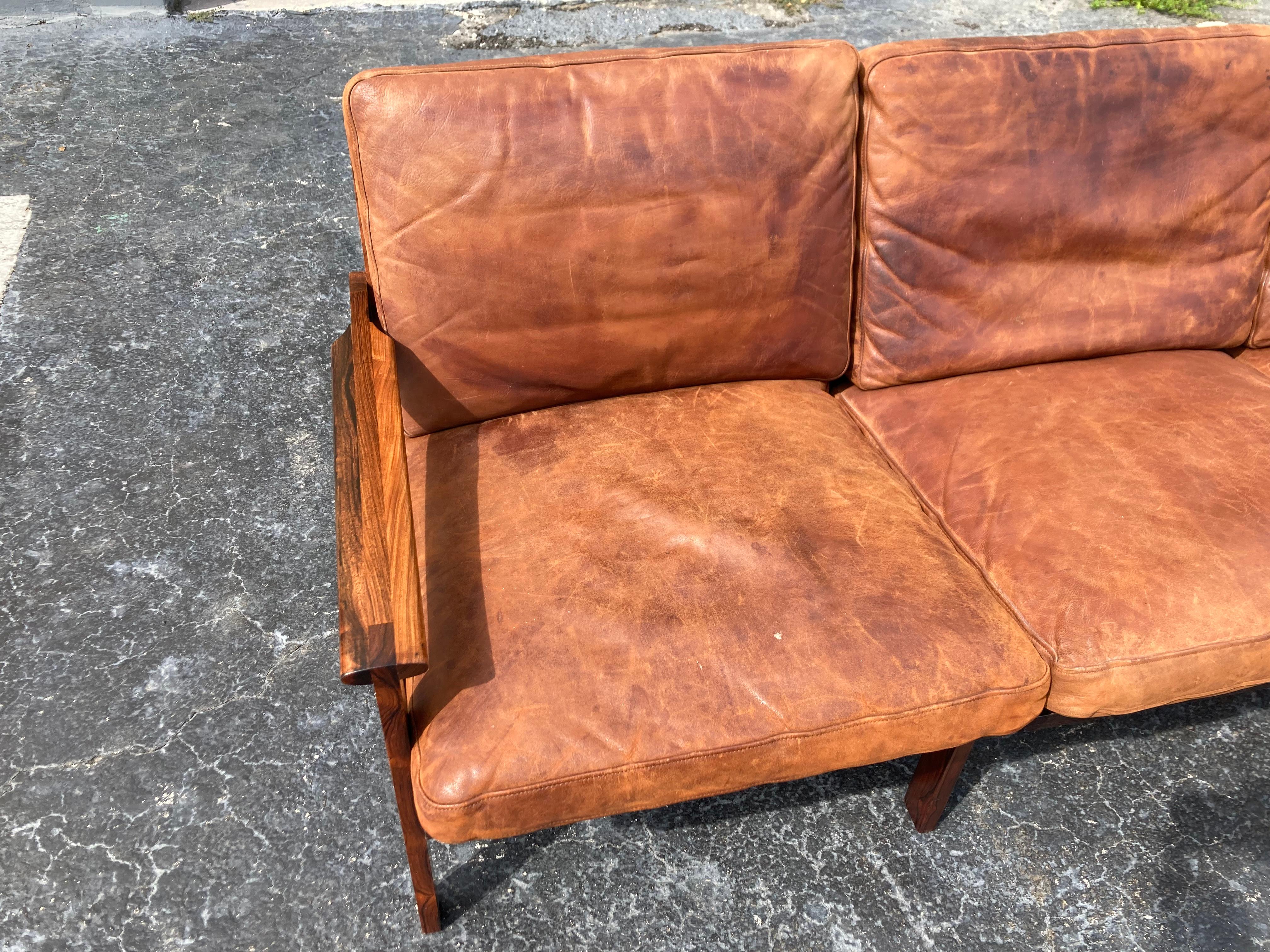 Mid-Century Modern Illum Wikkelsø Danish Modern Leather 'Capella' Sofa Cognac Leather Rosewood For Sale