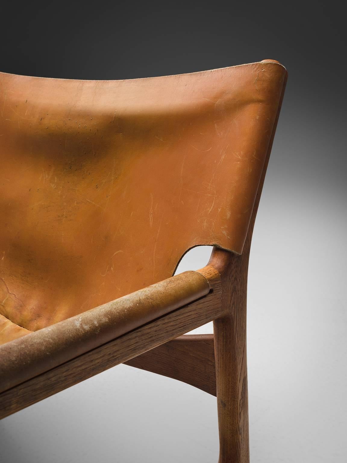 Mid-20th Century Illum Wikkelsø Easy Chair in Oak and Leather