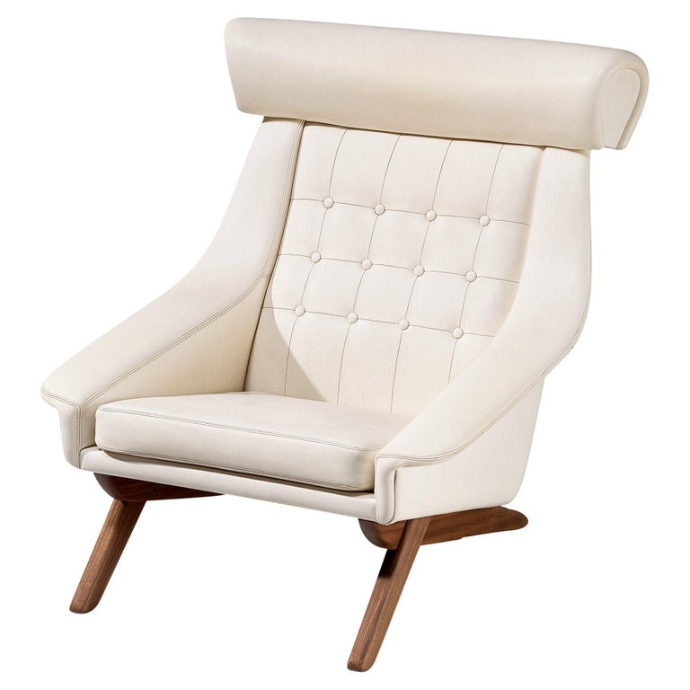 Chaise longue Illum Wikkelsø en simili cuir blanc nacré et teck En vente  sur 1stDibs