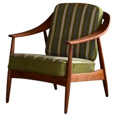 Vintage Illum Wikkelsø Easy Chair In Teak and Oak for Søren Willadsen, Denmark 1950s