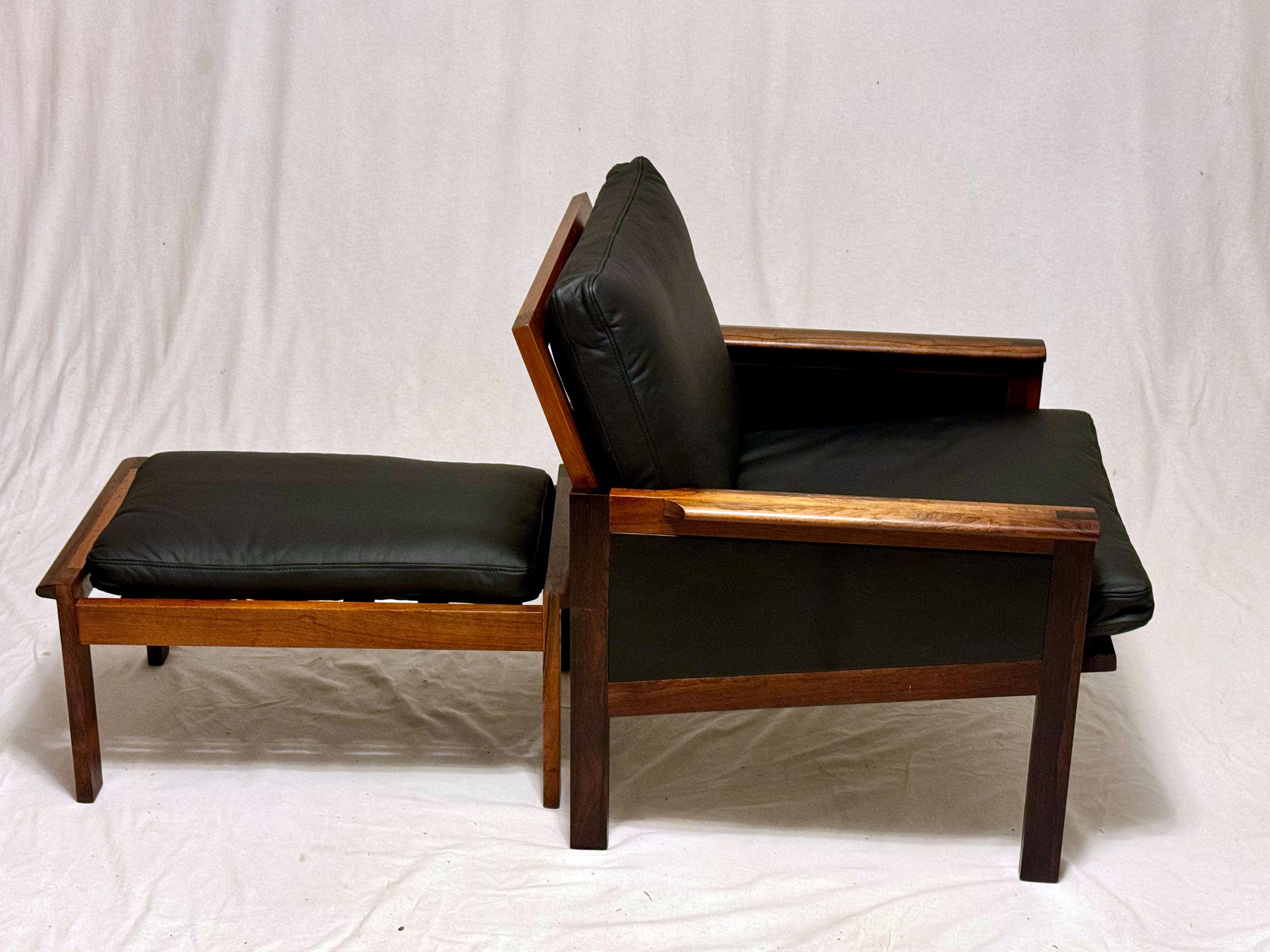 Cuir Illum Wikkelsø Fauteuils avec ottoman Modèle Capella en vente