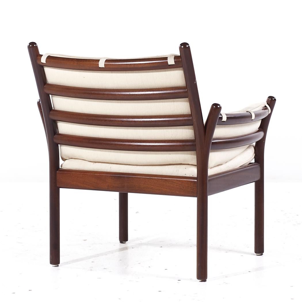 Illum Wikkelsø para CFC Silkeborg MCM Sillones Genius de palisandro danés - Pareja Tapicería en venta