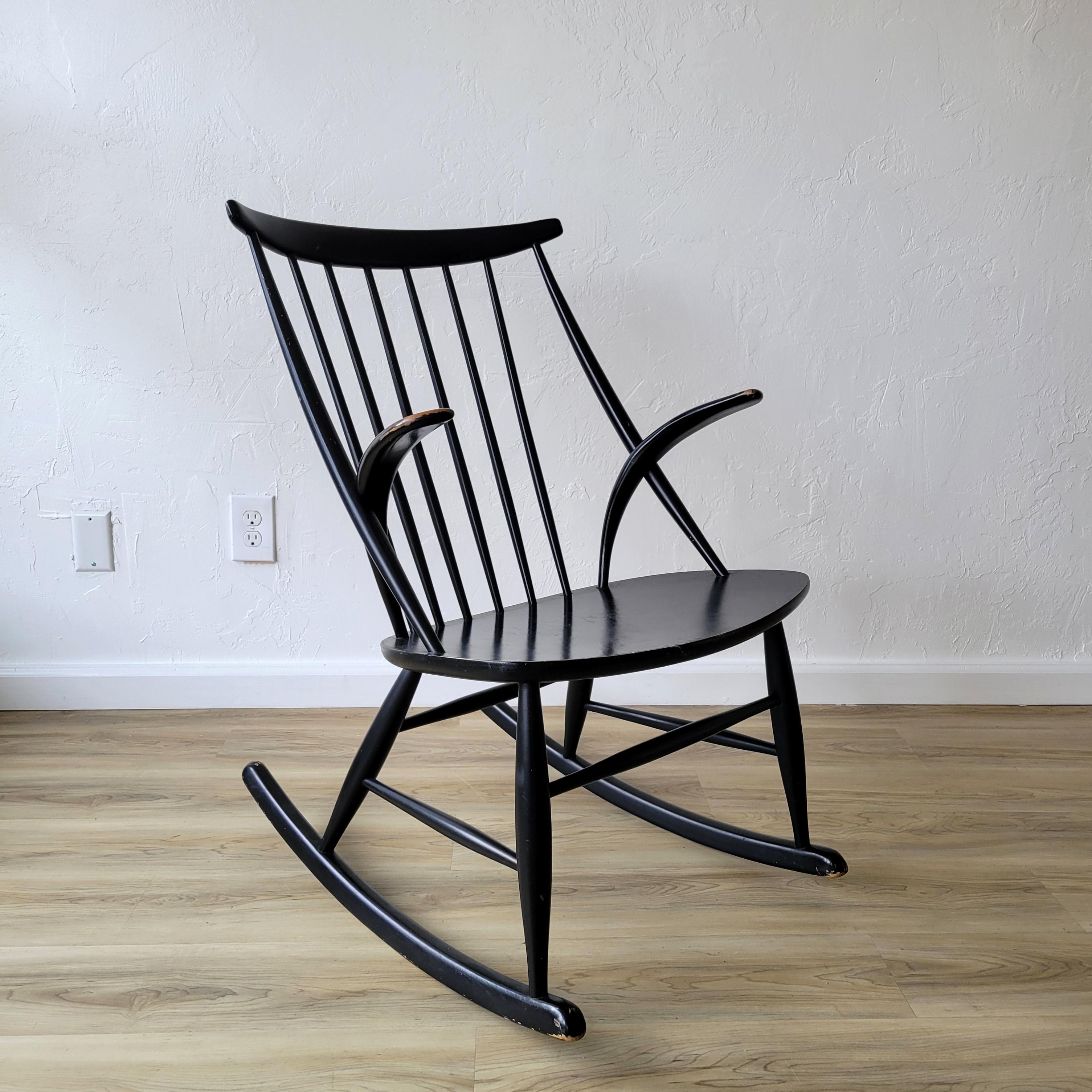 Illum Wikkelsø for Niels Eilersen Black Rocking Chair In Good Condition For Sale In Springfield, OR