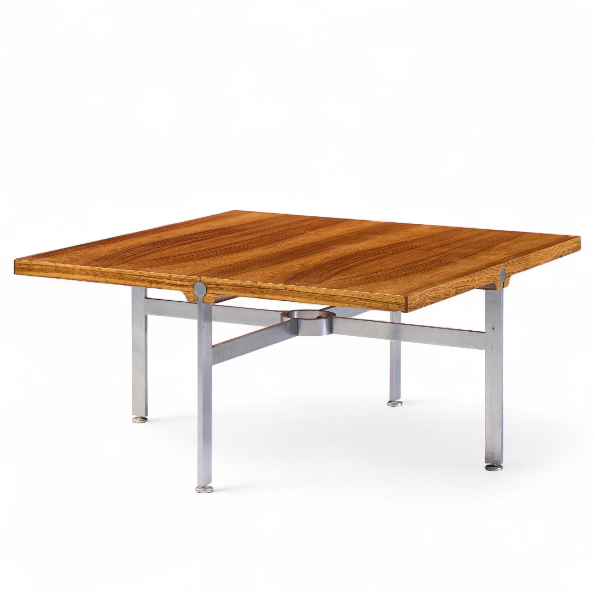 Mid-Century Modern Illum Wikkelsø for Søren Willadsen Møbelfabrik Mid Century Rosewood Coffee Table For Sale