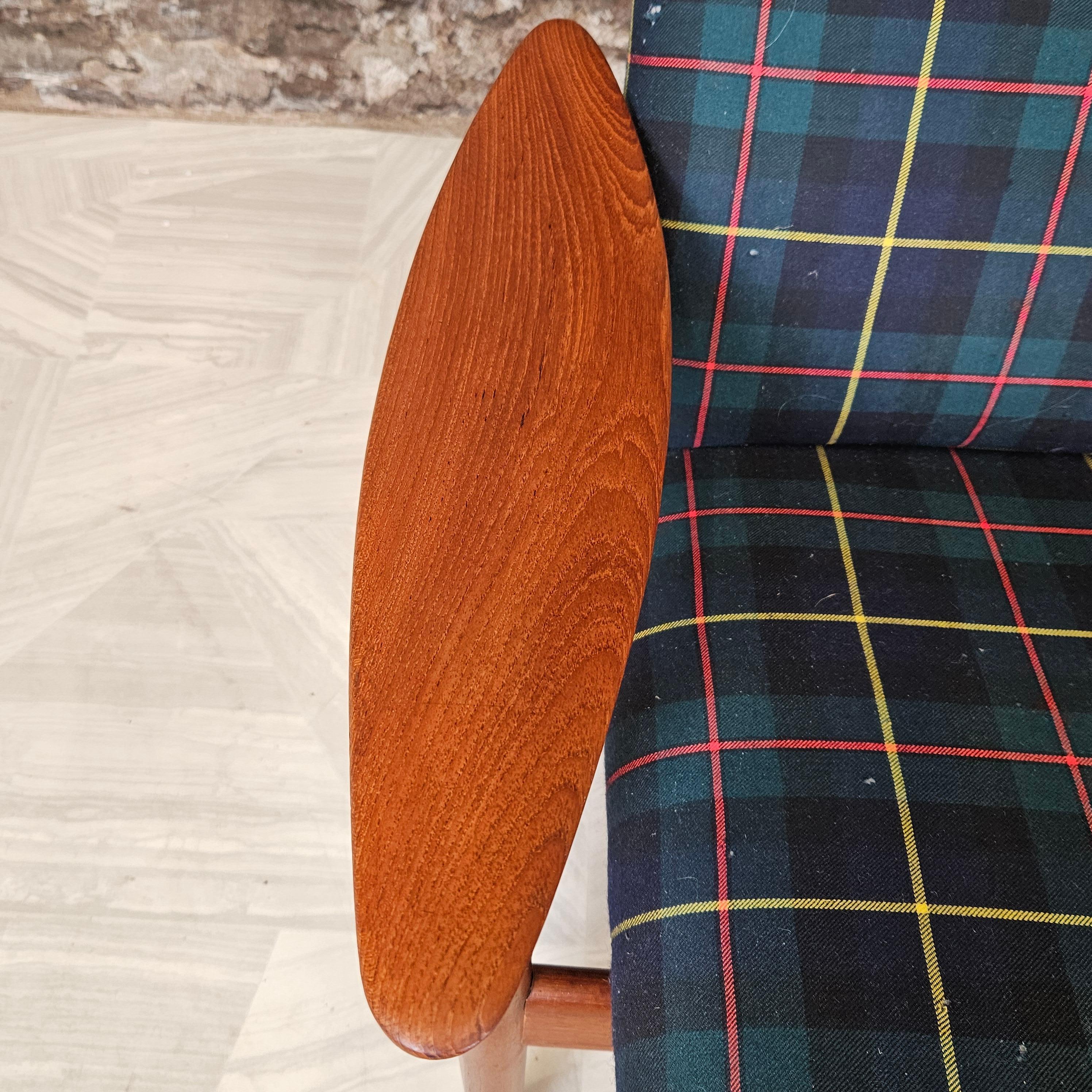 Illum Wikkelsø for Søren Willadsen Model 10H Danish Teak Lounge Chair 2
